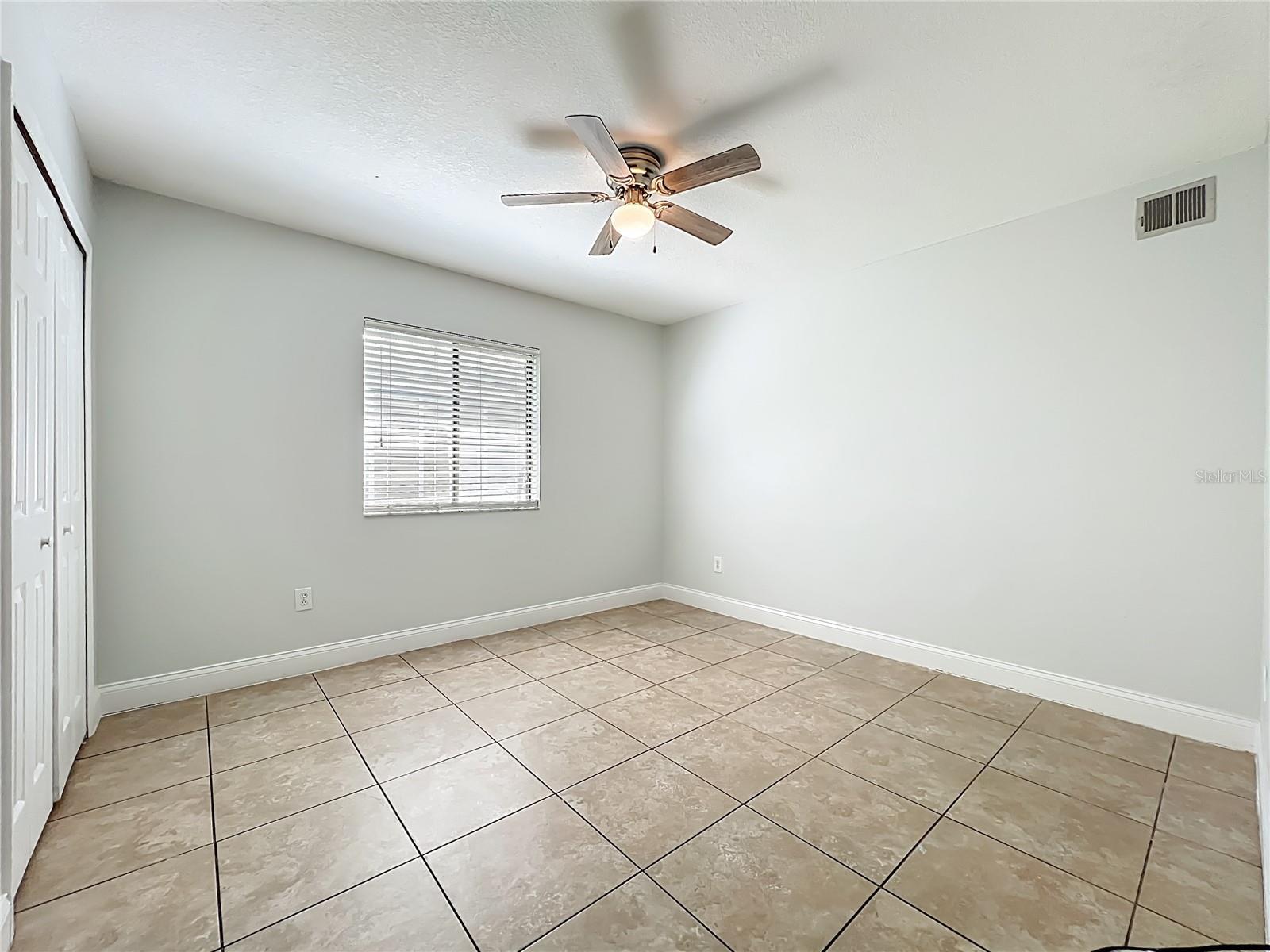 QUAIL HOLLOW AT QUEENSWOOD MANOR - Residential