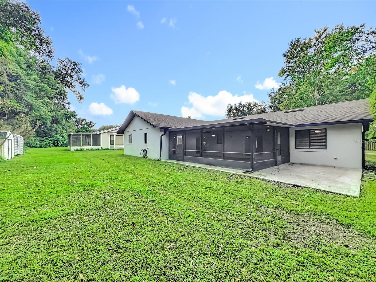 QUAIL HOLLOW AT QUEENSWOOD MANOR - Residential