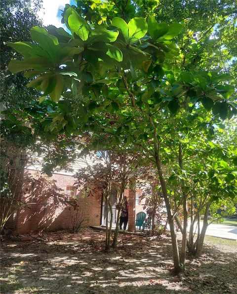 A home in LAKELAND