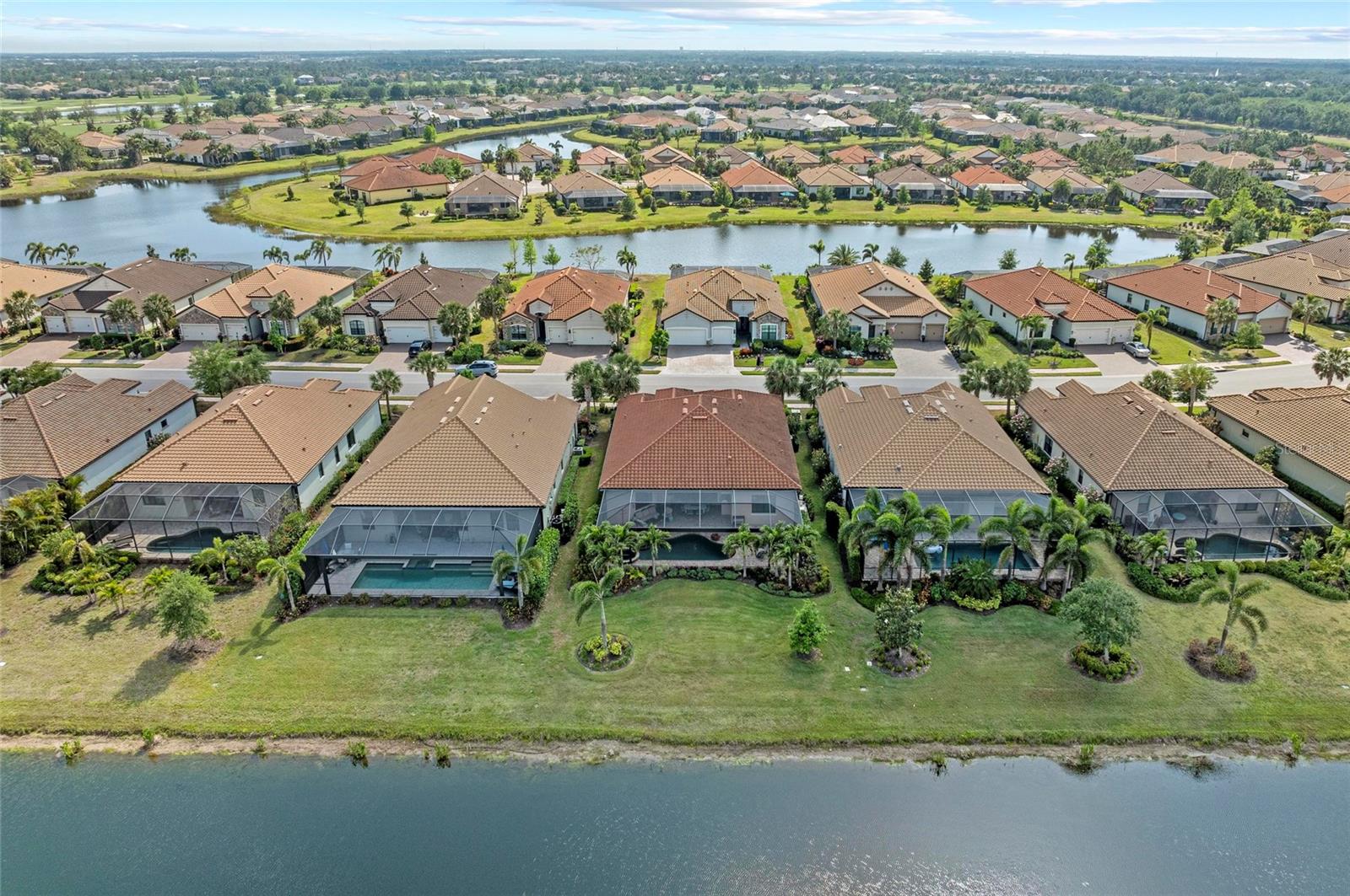COUNTRY CLUB EAST AT LAKEWOOD RANCH SUBP - Residential