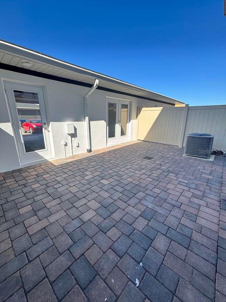 TRIBUTE/OVATION - Residential Lease