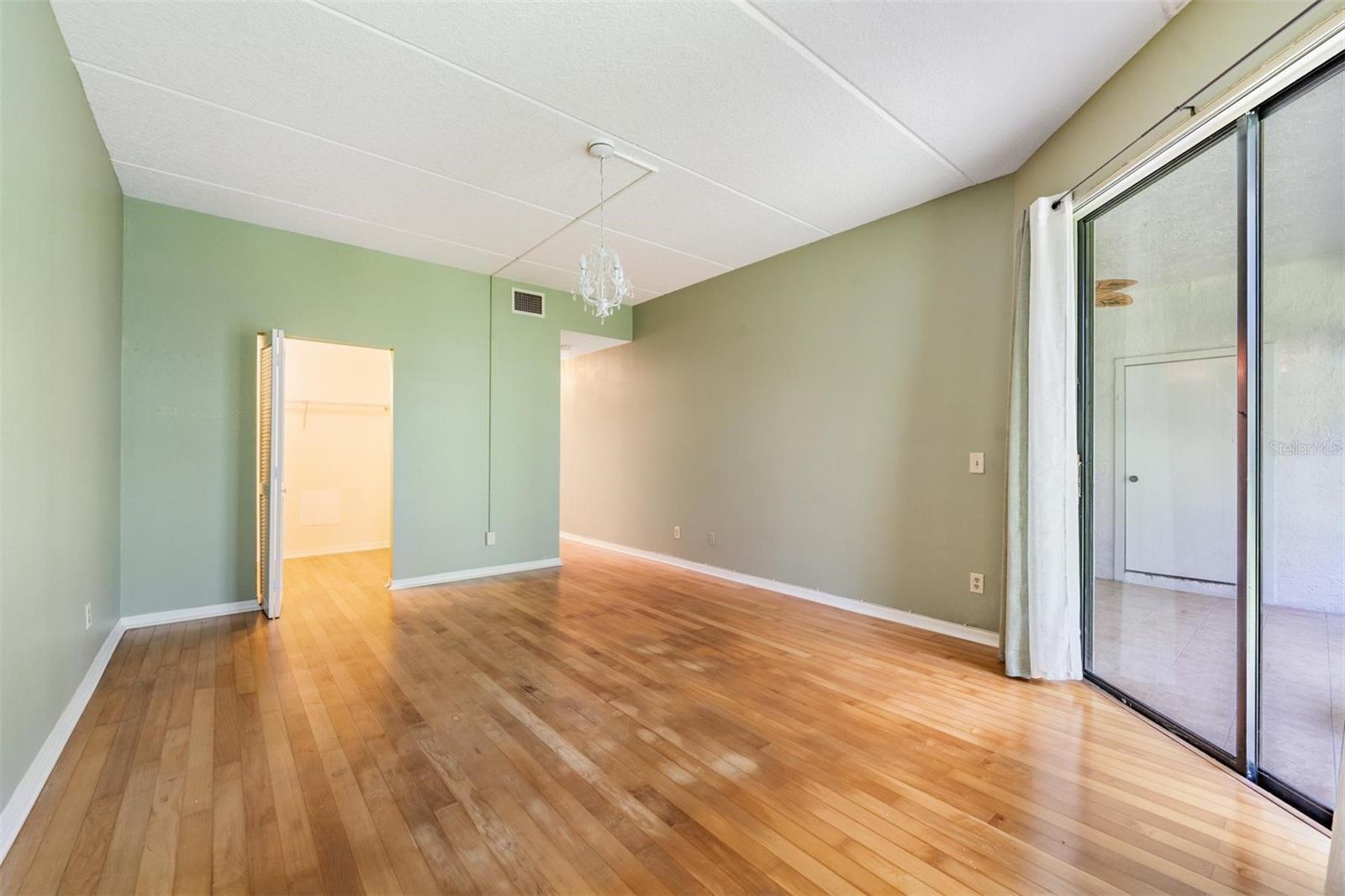 ST ANDREWS CONDO - Residential