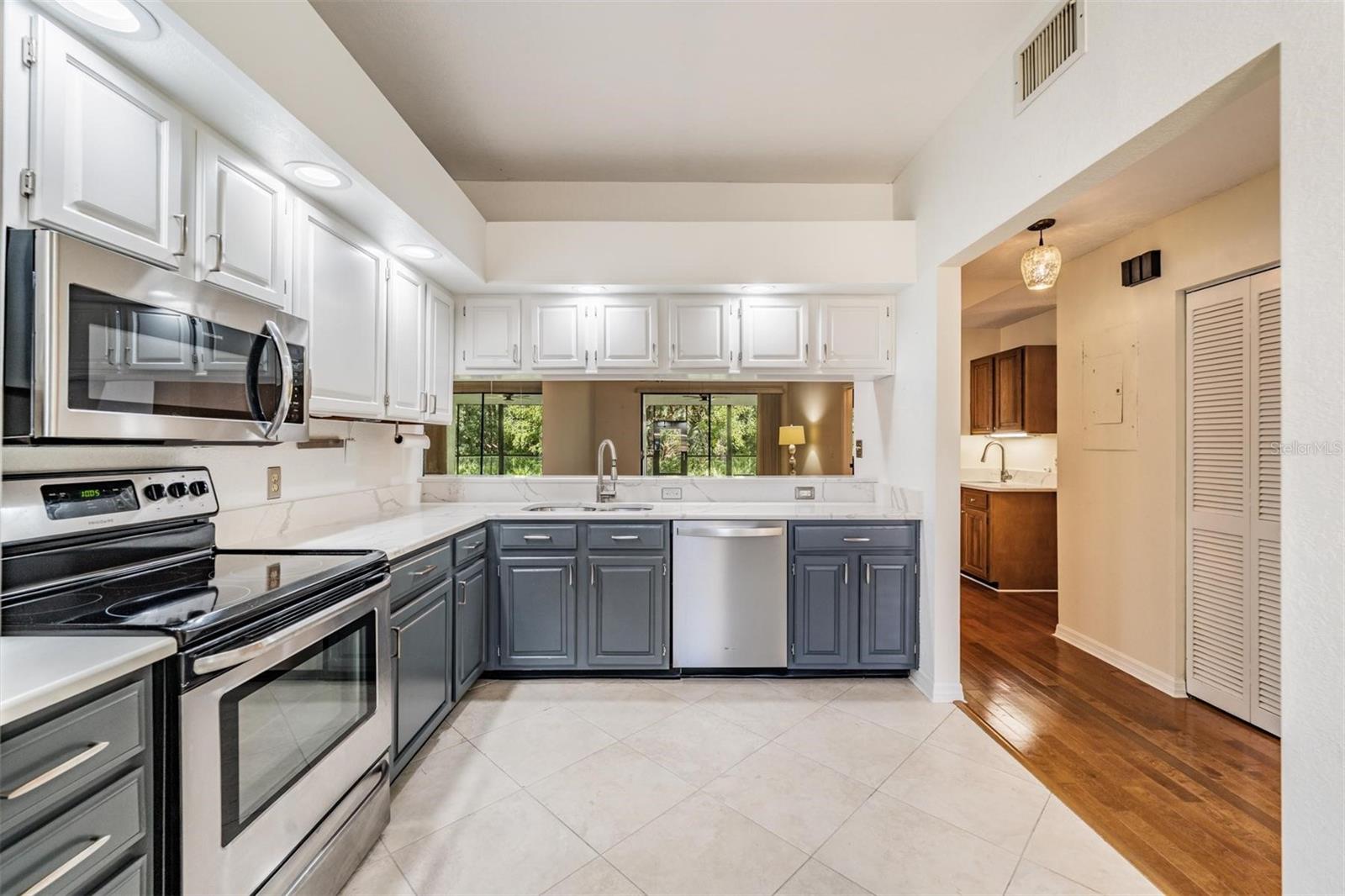ST ANDREWS CONDO - Residential