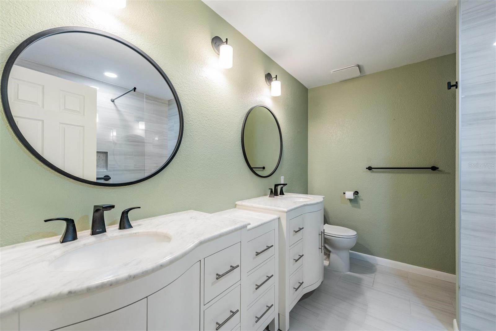 ST ANDREWS CONDO - Residential
