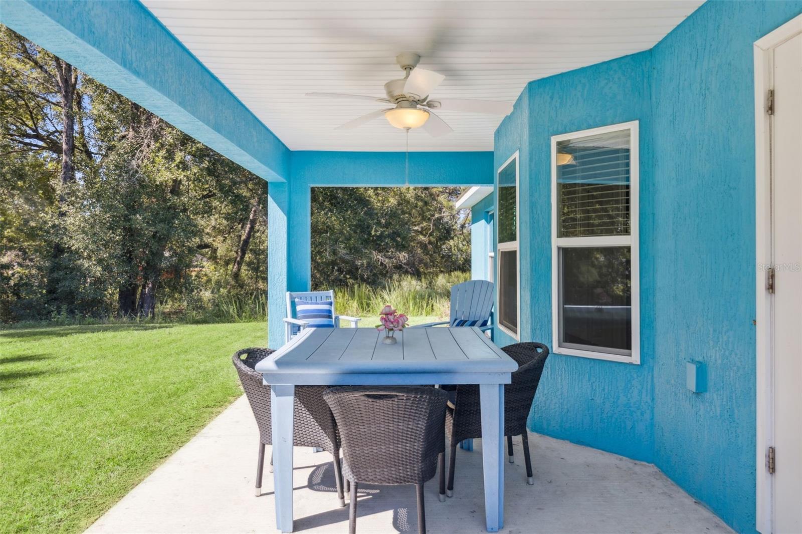 BELLEVIEWS SUNNY SKIES - Residential