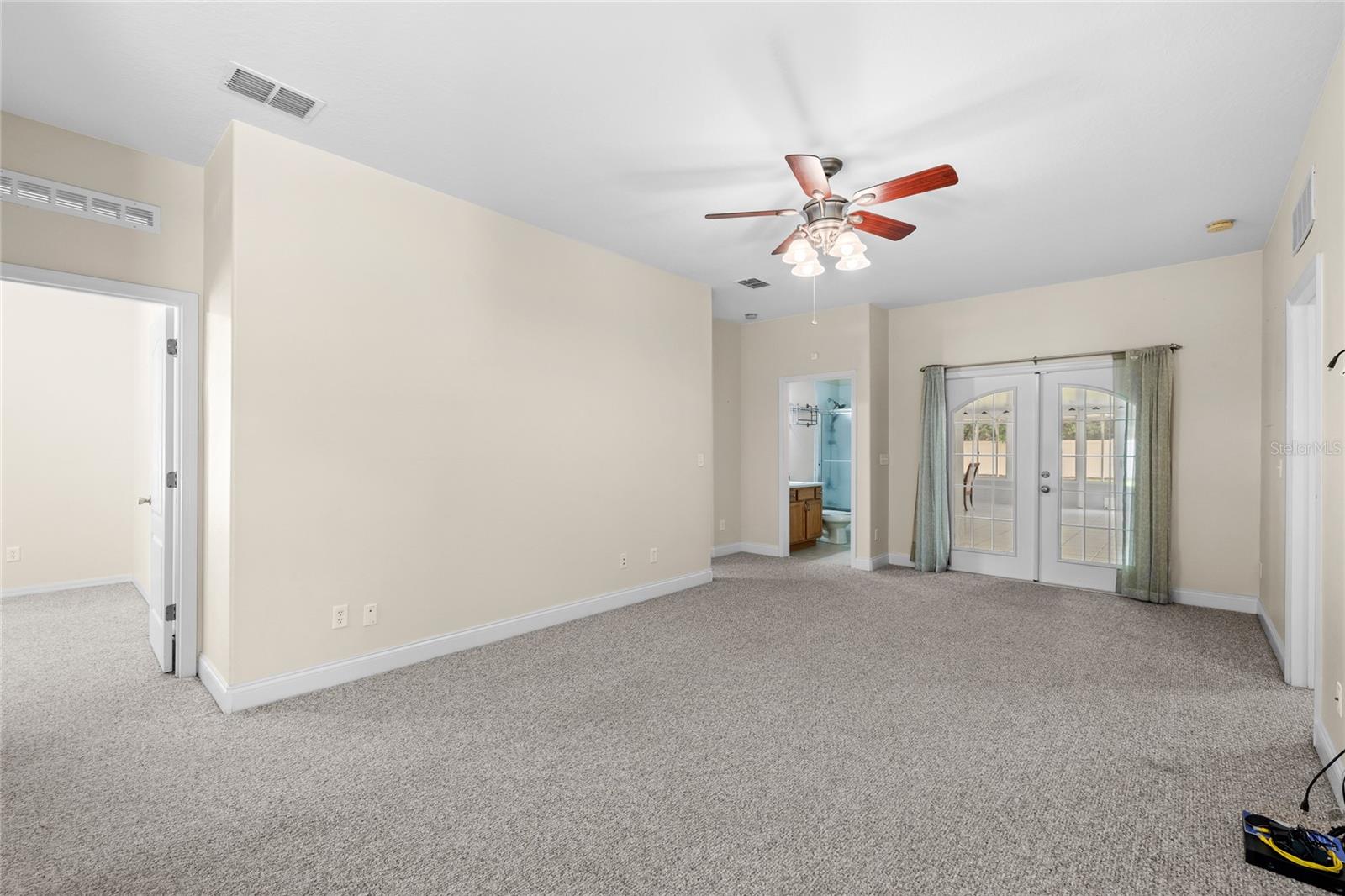 ACREAGE - Residential