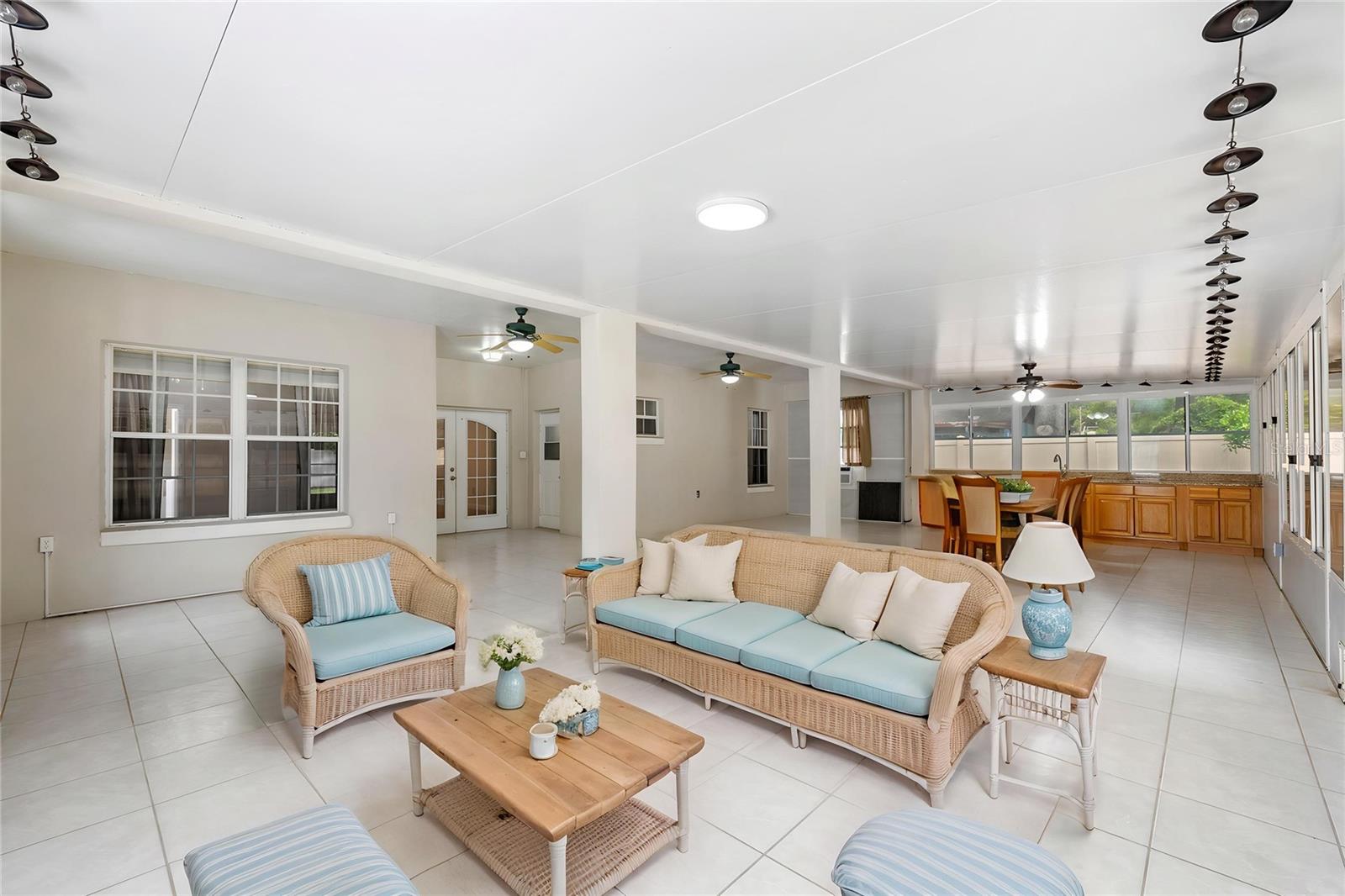 ACREAGE - Residential