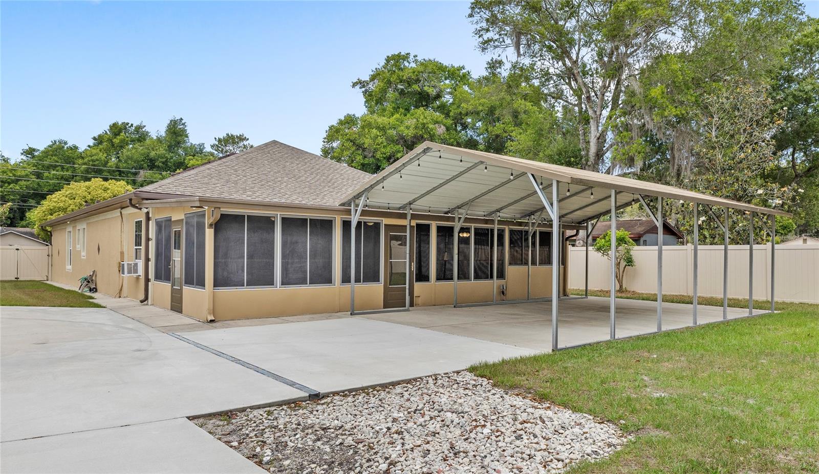 ACREAGE - Residential