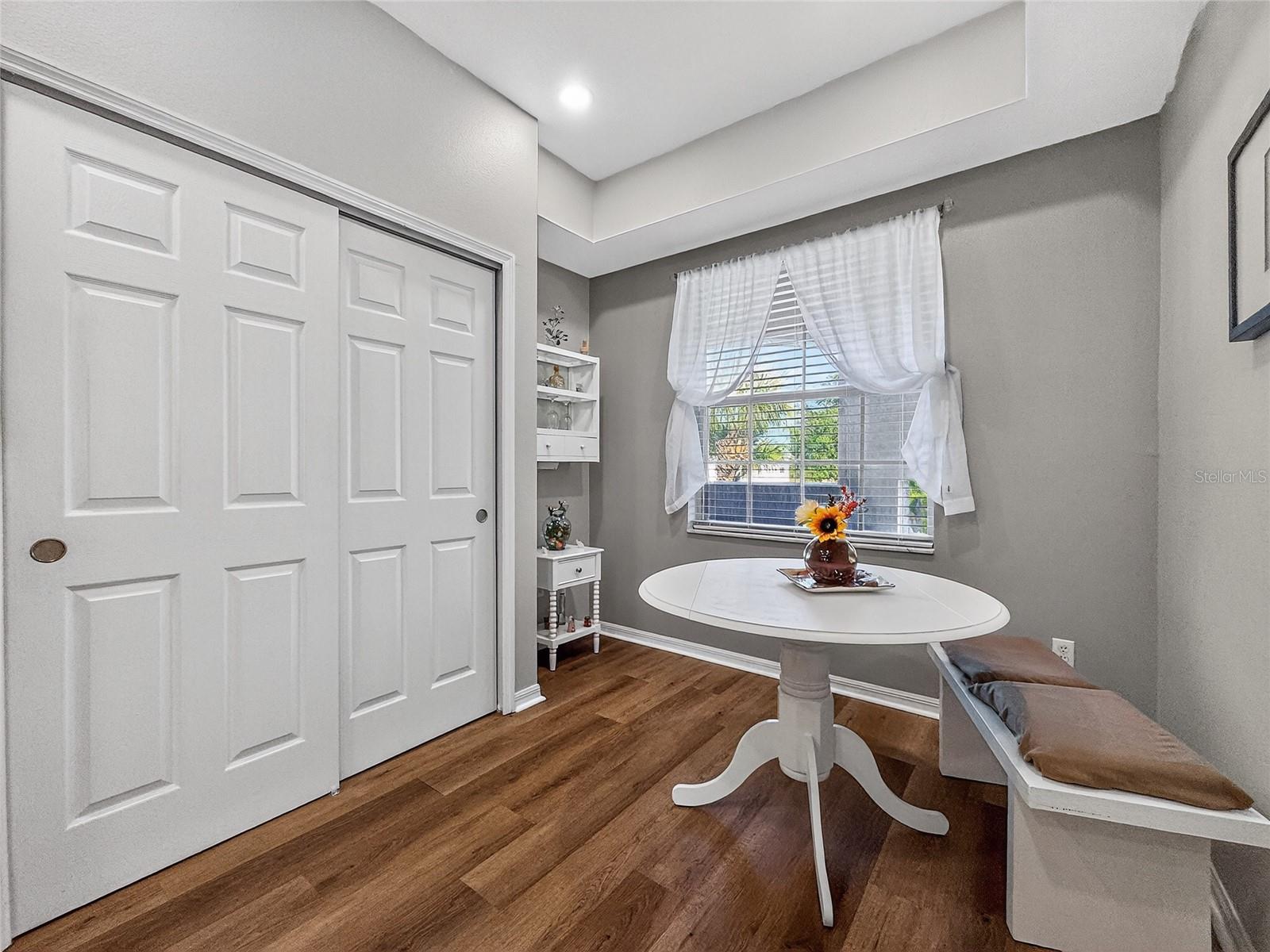 VERANDA II/LK HART - Residential