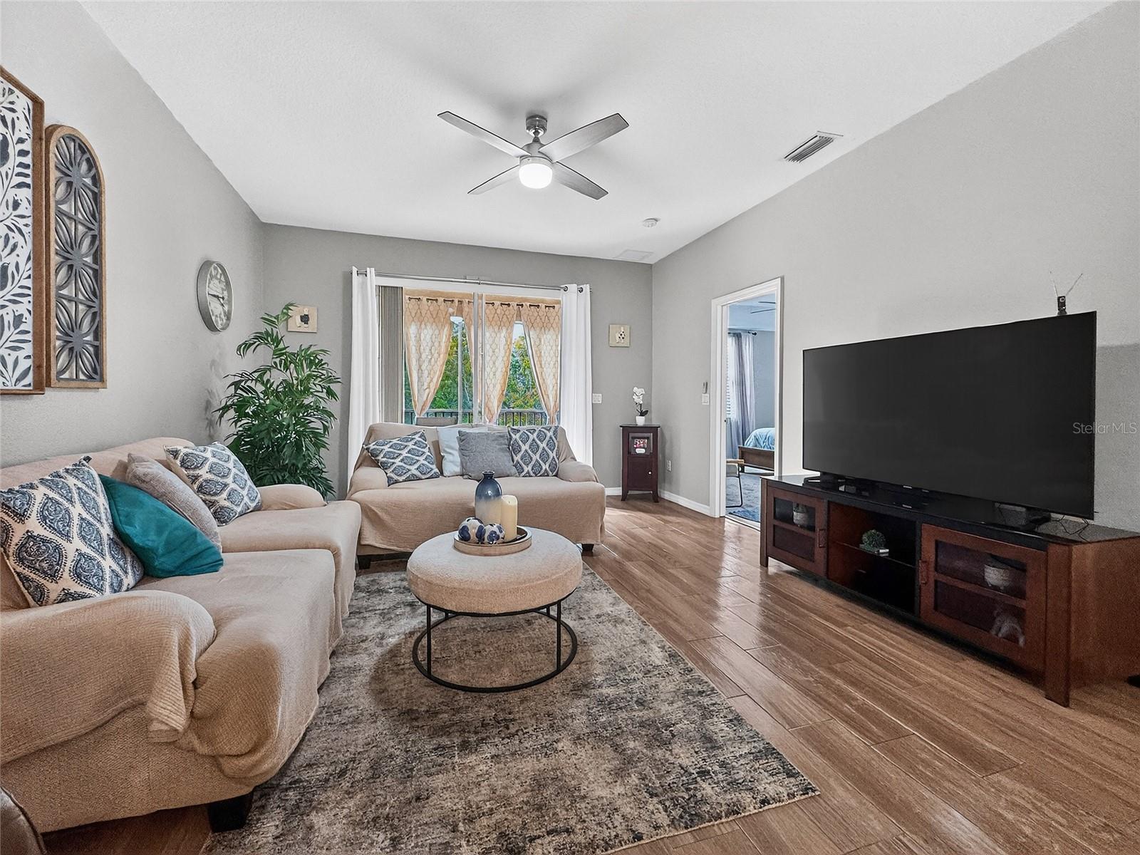 VERANDA II/LK HART - Residential