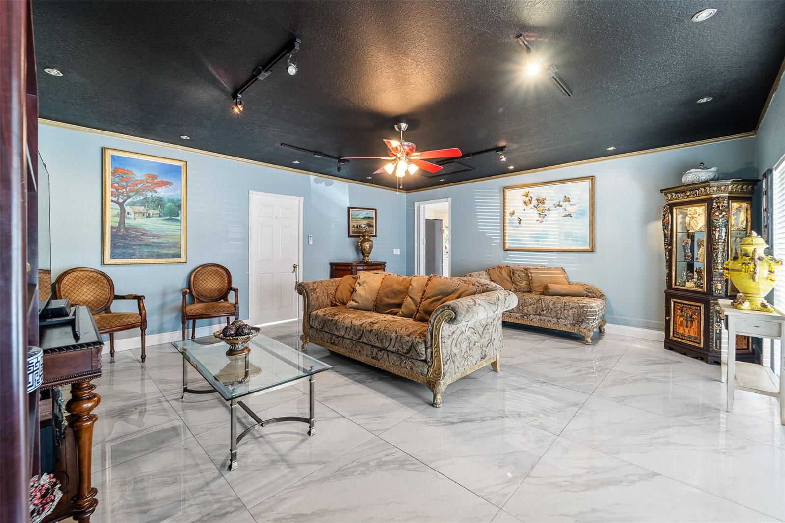 HIGHLAND MANOR ADD UNIT 2 - Residential