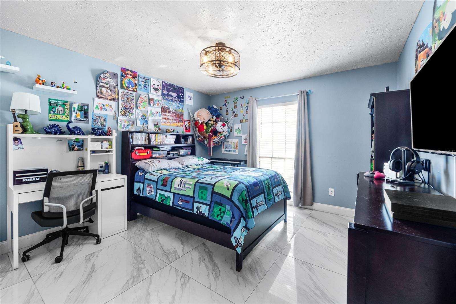 HIGHLAND MANOR ADD UNIT 2 - Residential