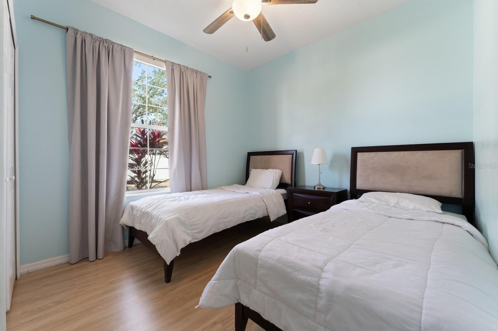 CRYSTAL COVE RESORT - Residential Lease