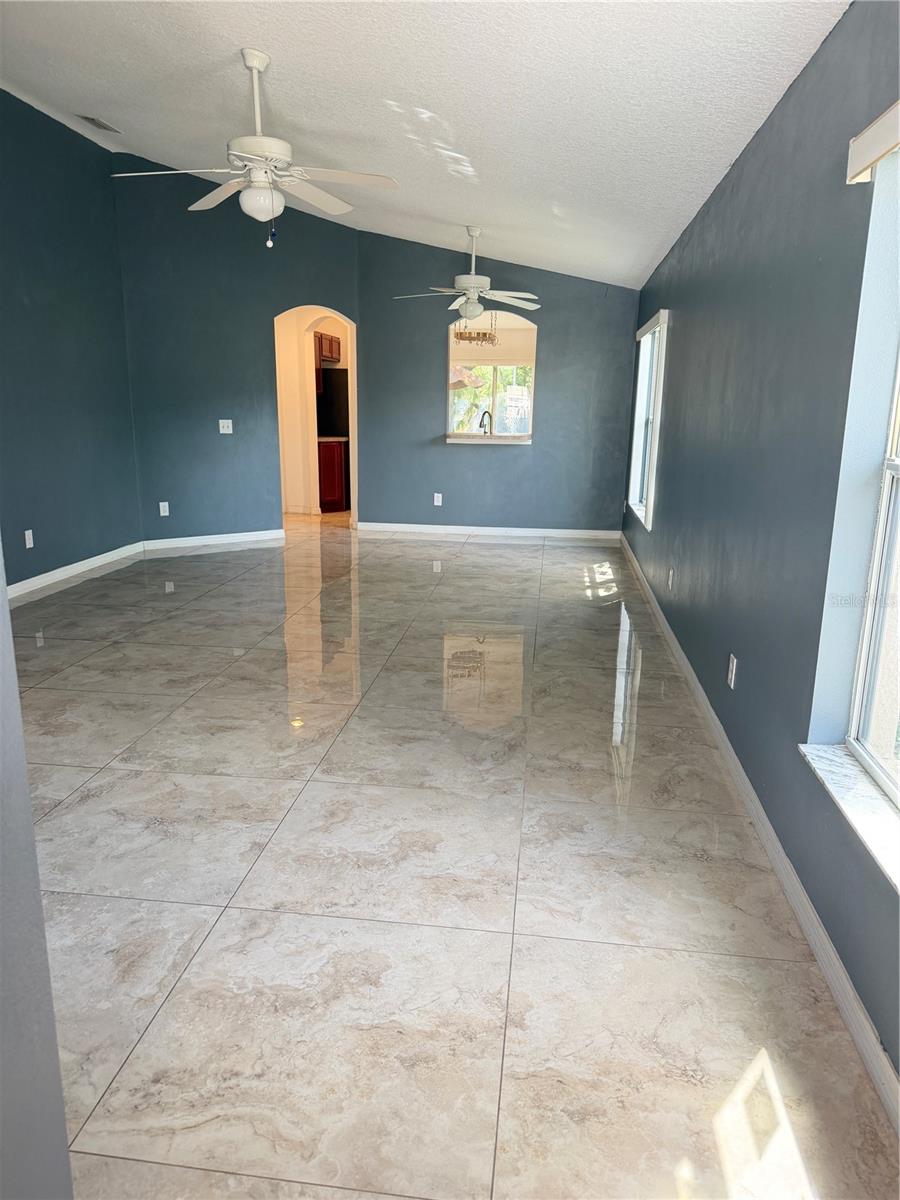 COUNTRY WALK INCREMENT A PH 02 - Residential