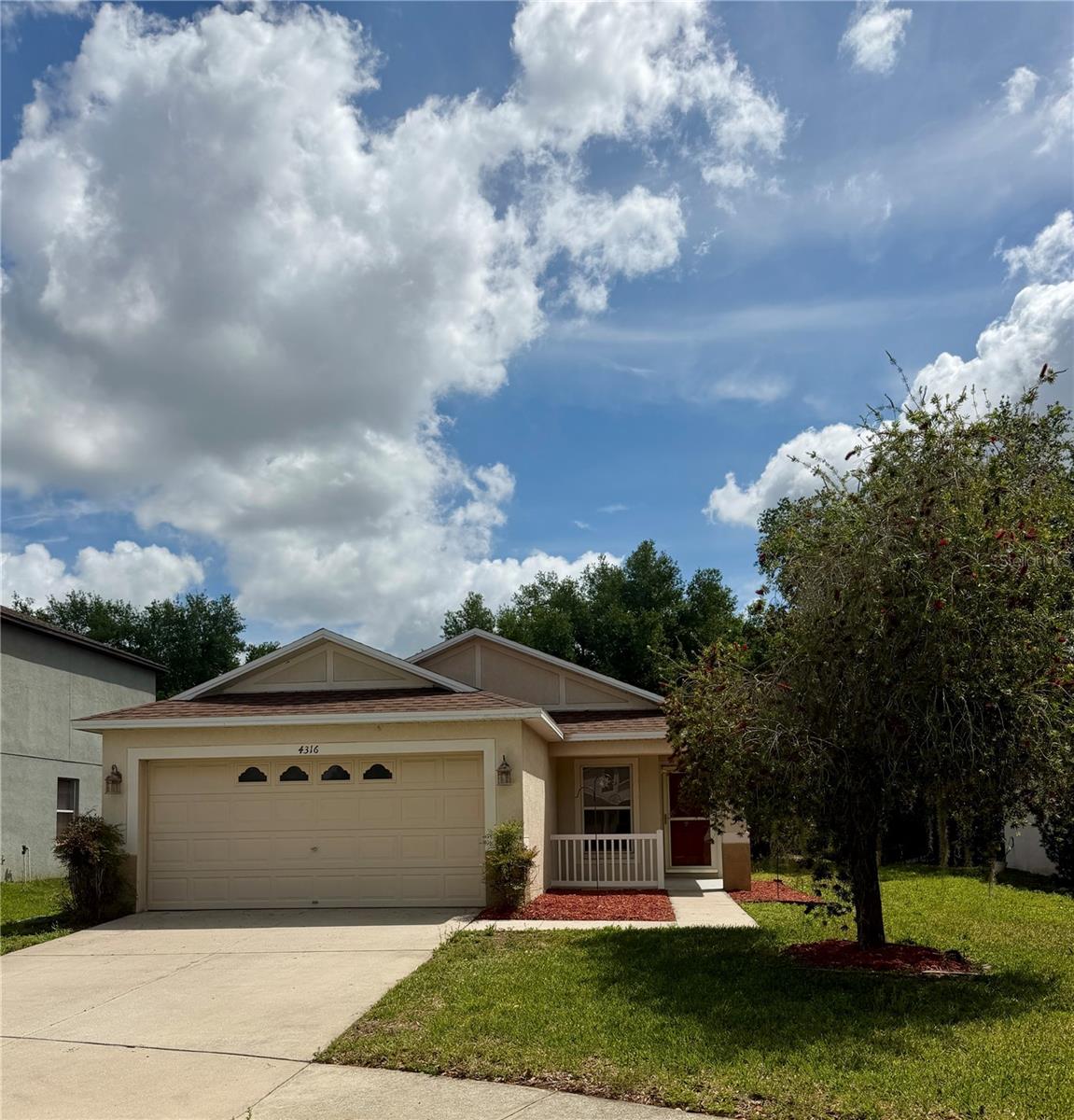 COUNTRY WALK INCREMENT A PH 02 - Residential