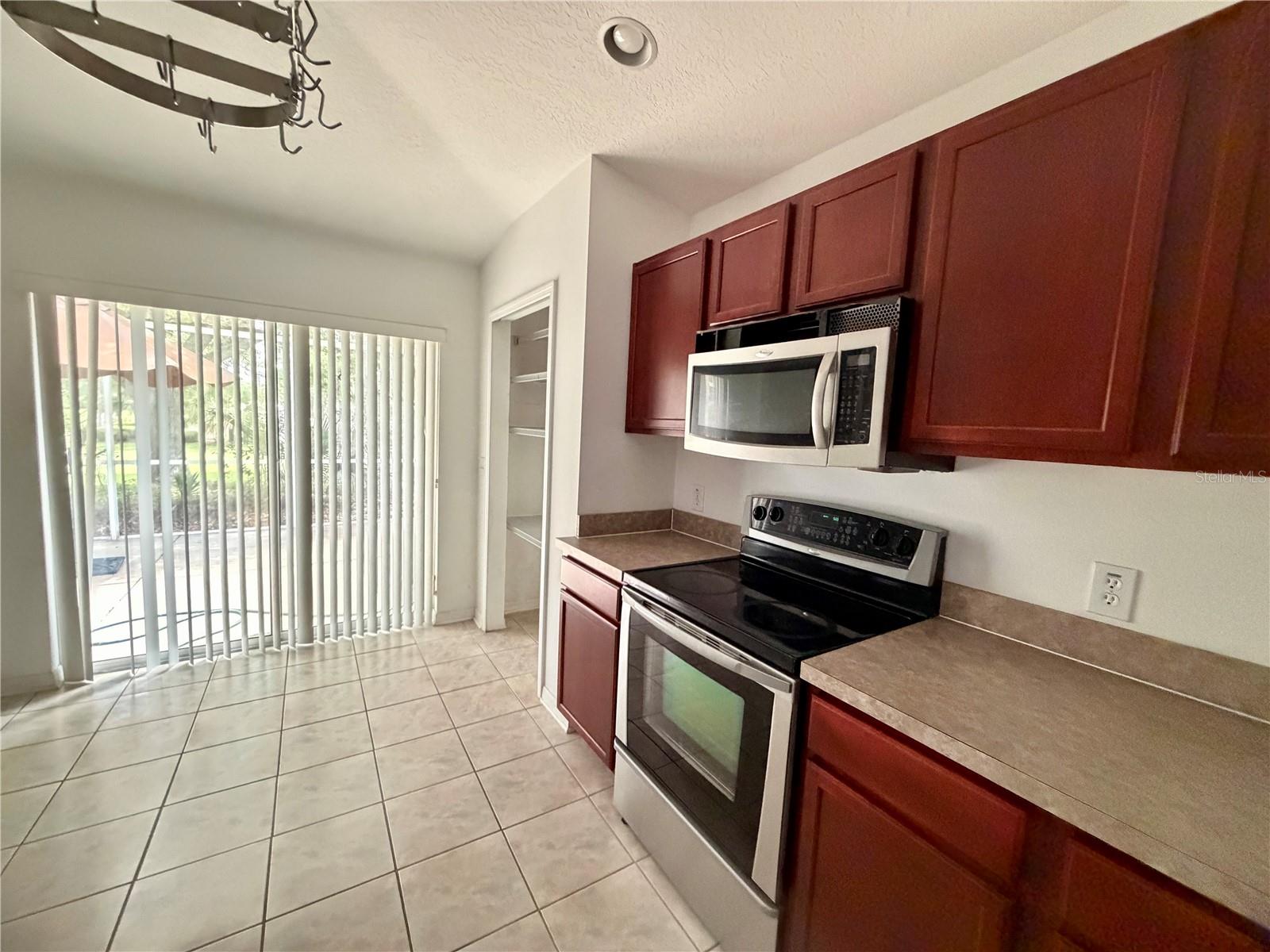 COUNTRY WALK INCREMENT A PH 02 - Residential