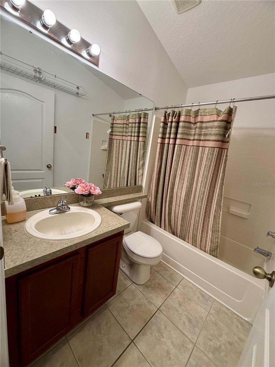 COUNTRY WALK INCREMENT A PH 02 - Residential