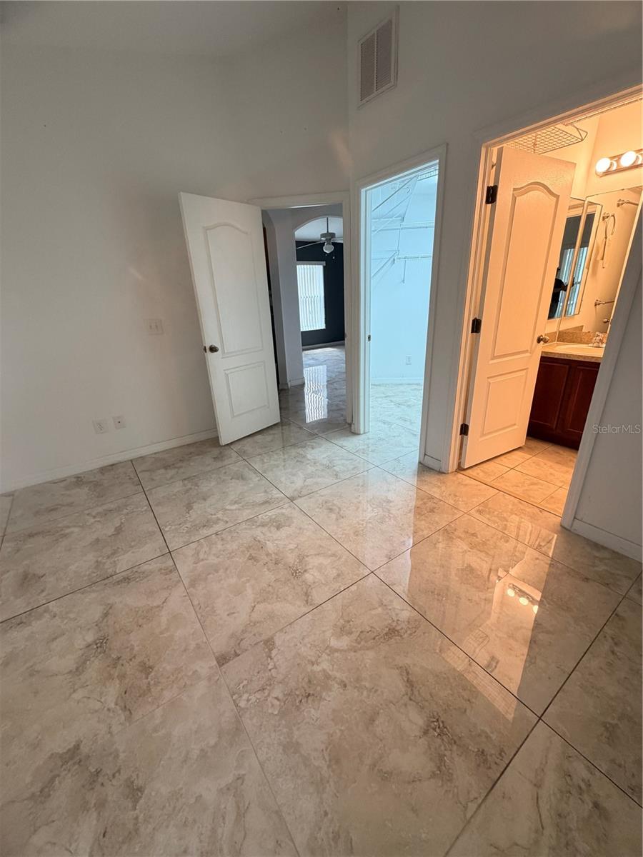 COUNTRY WALK INCREMENT A PH 02 - Residential