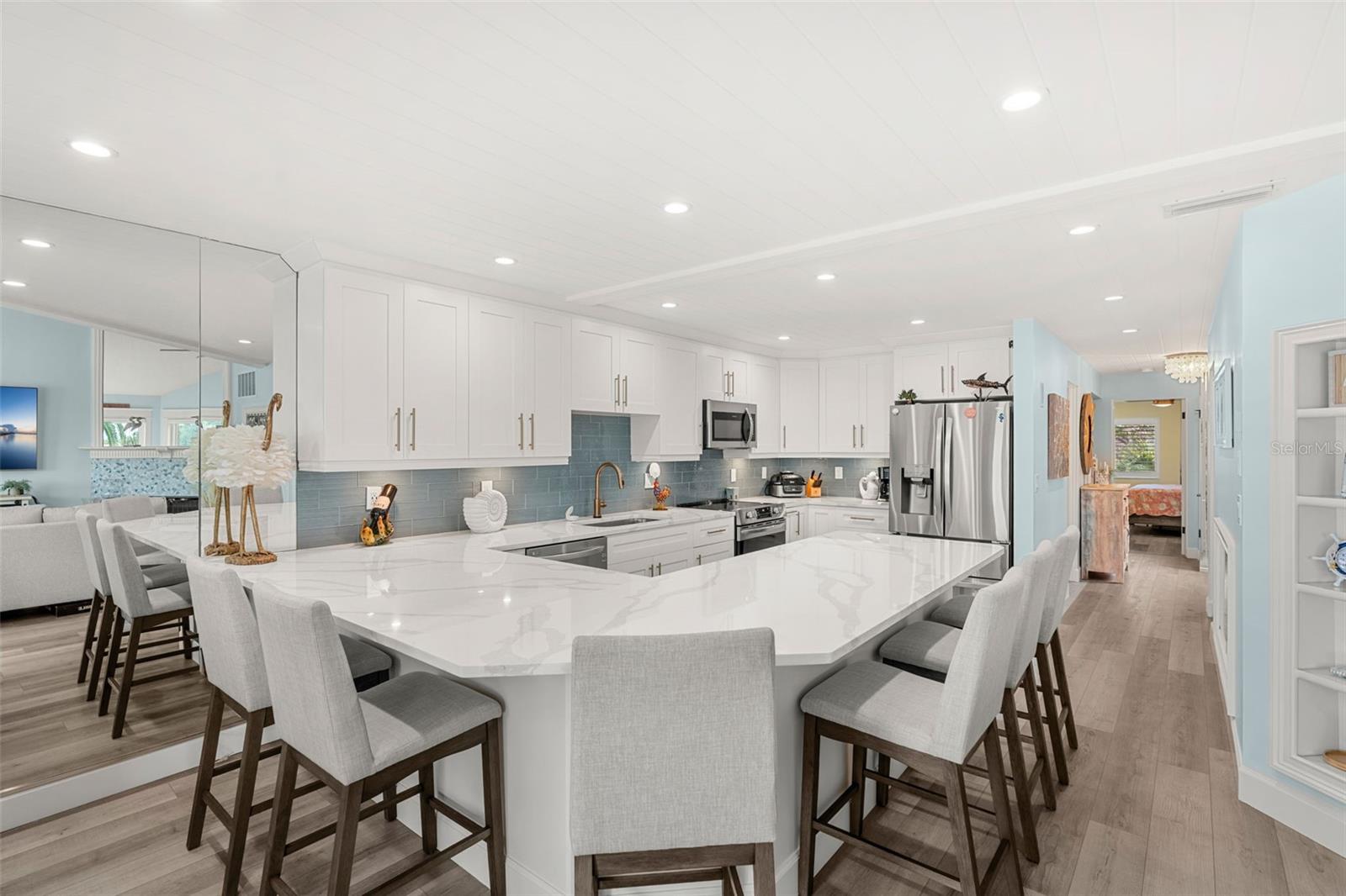 PINNACLE OF TIERRA VERDE - Residential