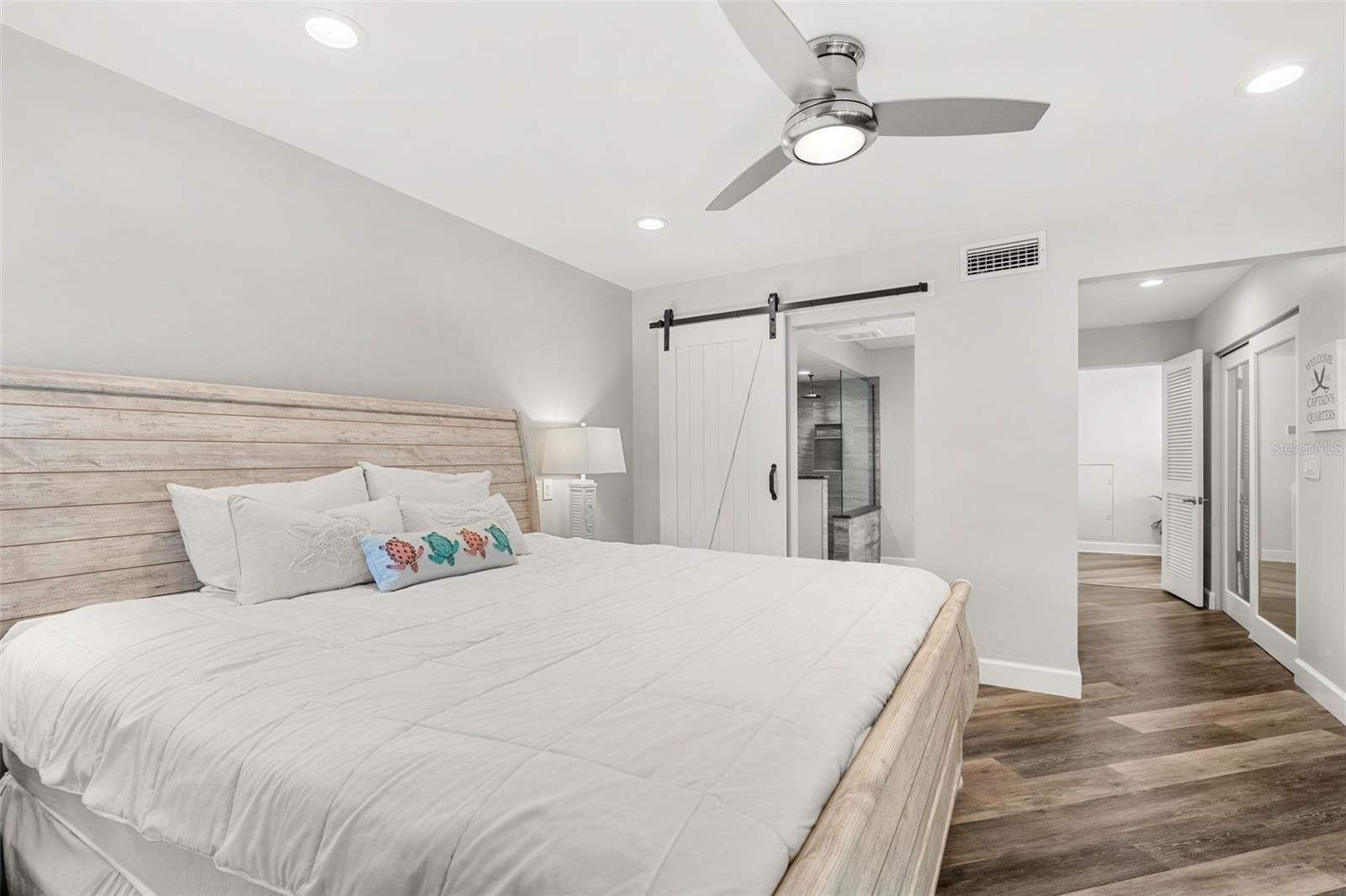 PINNACLE OF TIERRA VERDE - Residential