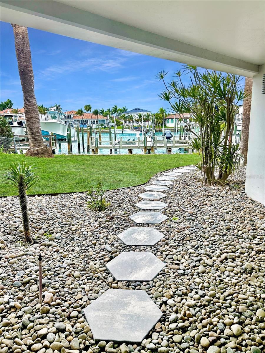 PINNACLE OF TIERRA VERDE - Residential