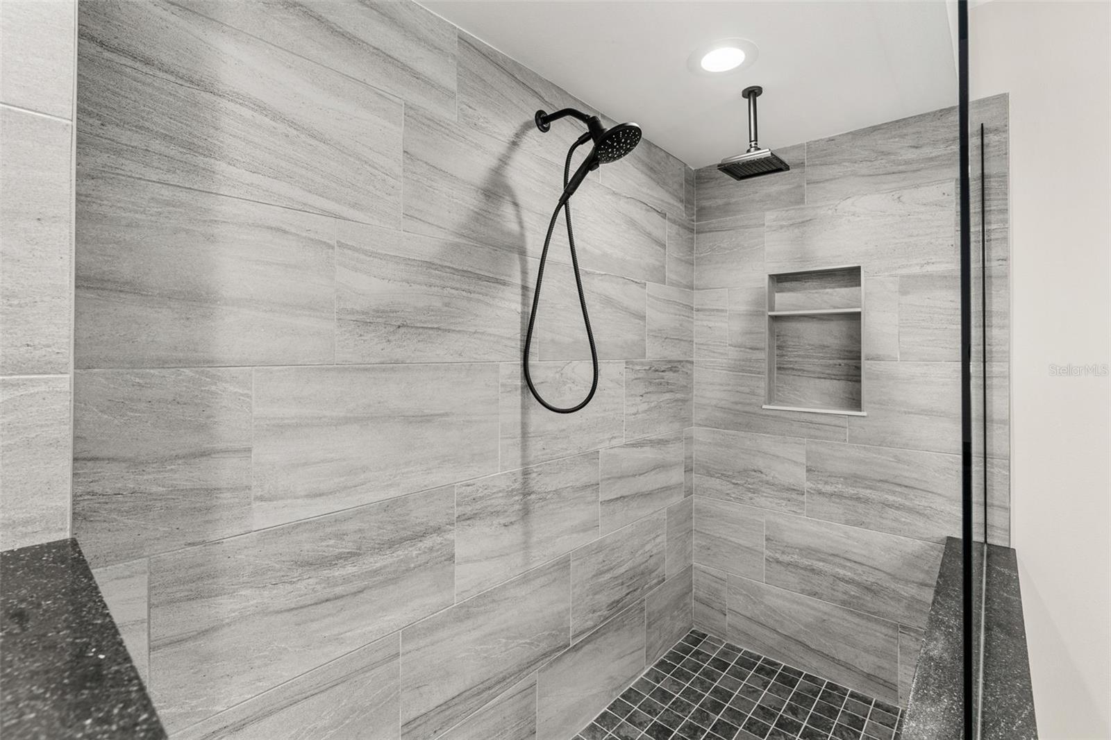 PINNACLE OF TIERRA VERDE - Residential