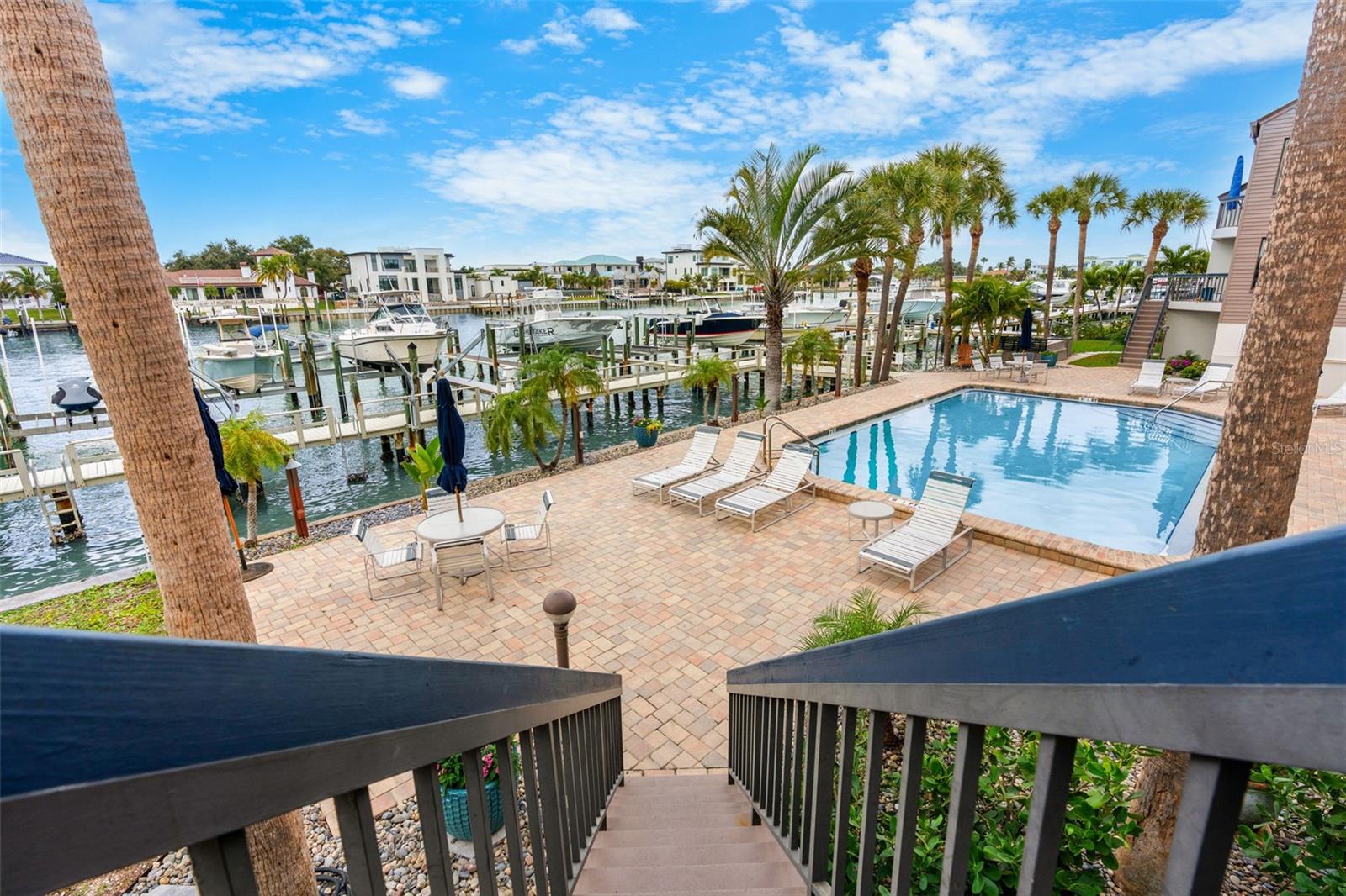 PINNACLE OF TIERRA VERDE - Residential