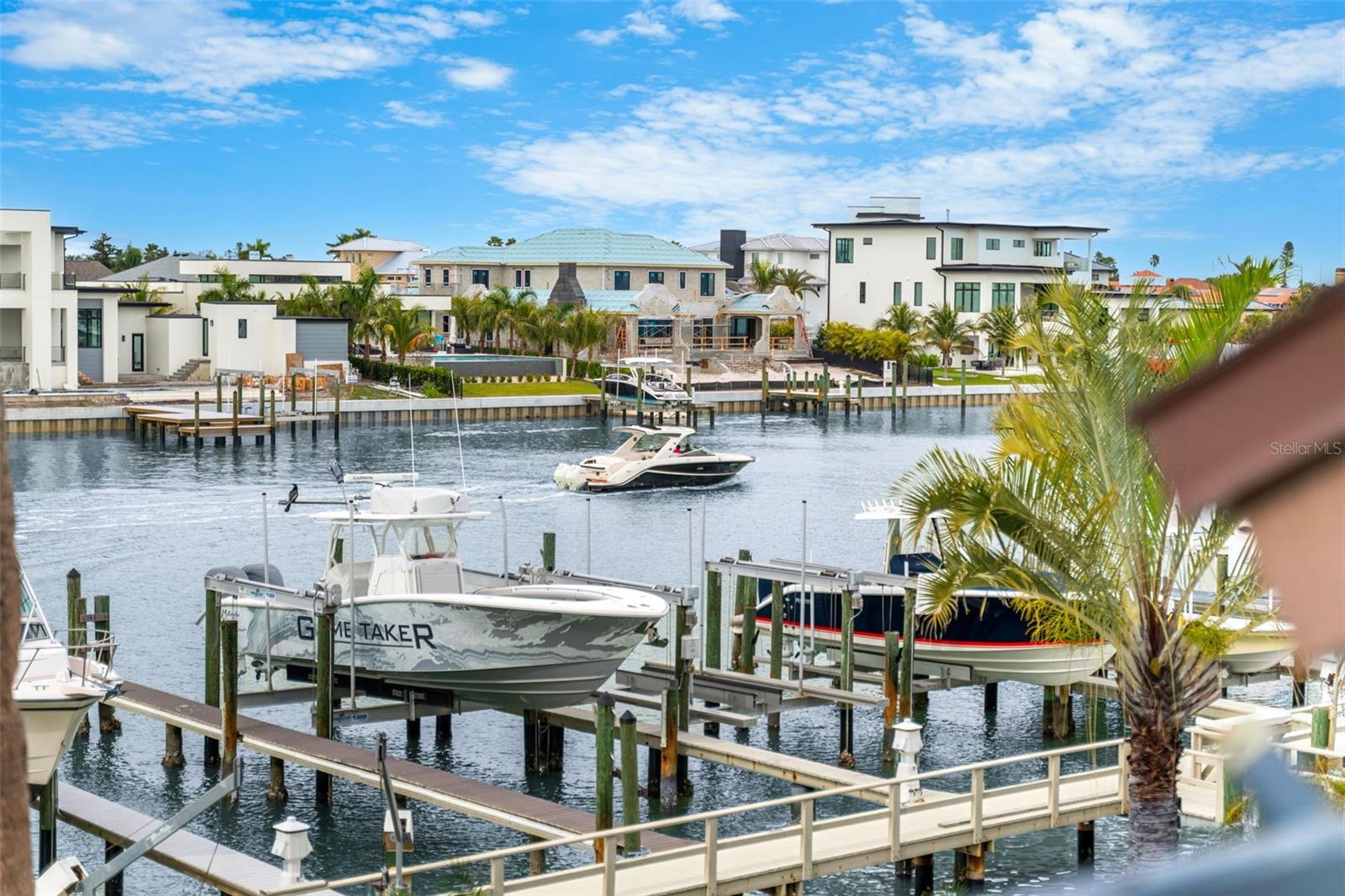 PINNACLE OF TIERRA VERDE - Residential