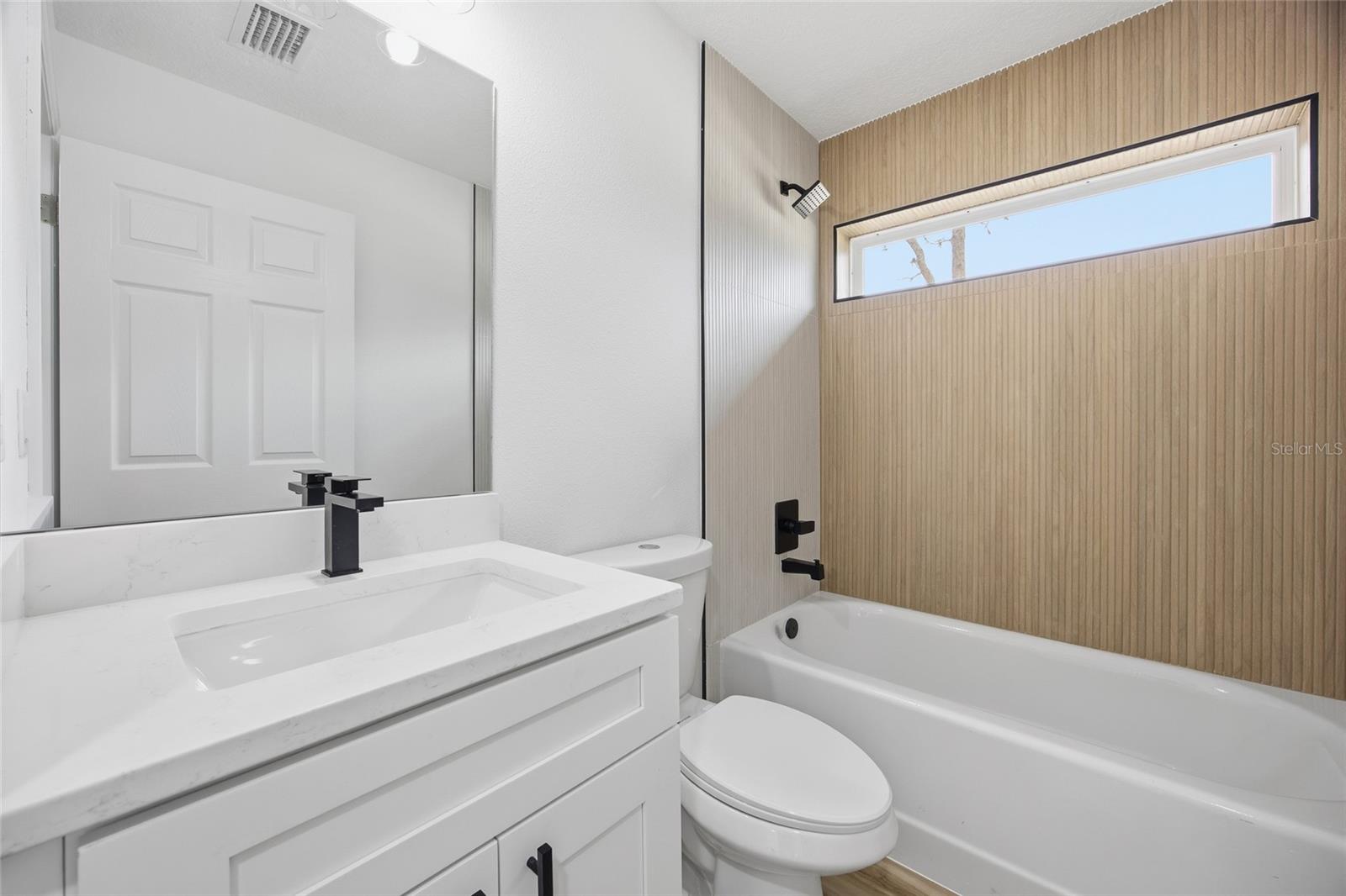 ROLLING HILLS UN 03 - Residential