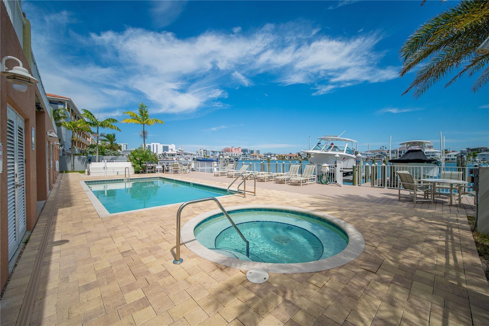 SANDPIPERS COVE CONDO - Residential