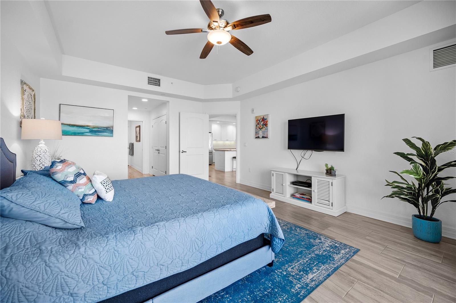 SANDPIPERS COVE CONDO - Residential