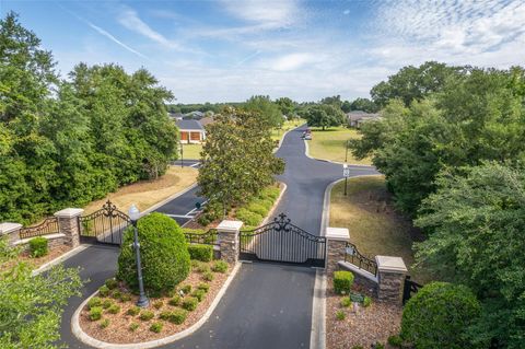 Tiny photo for 7830 SE 25th Avenue, Ocala, FL 34480 (MLS # OM723973)