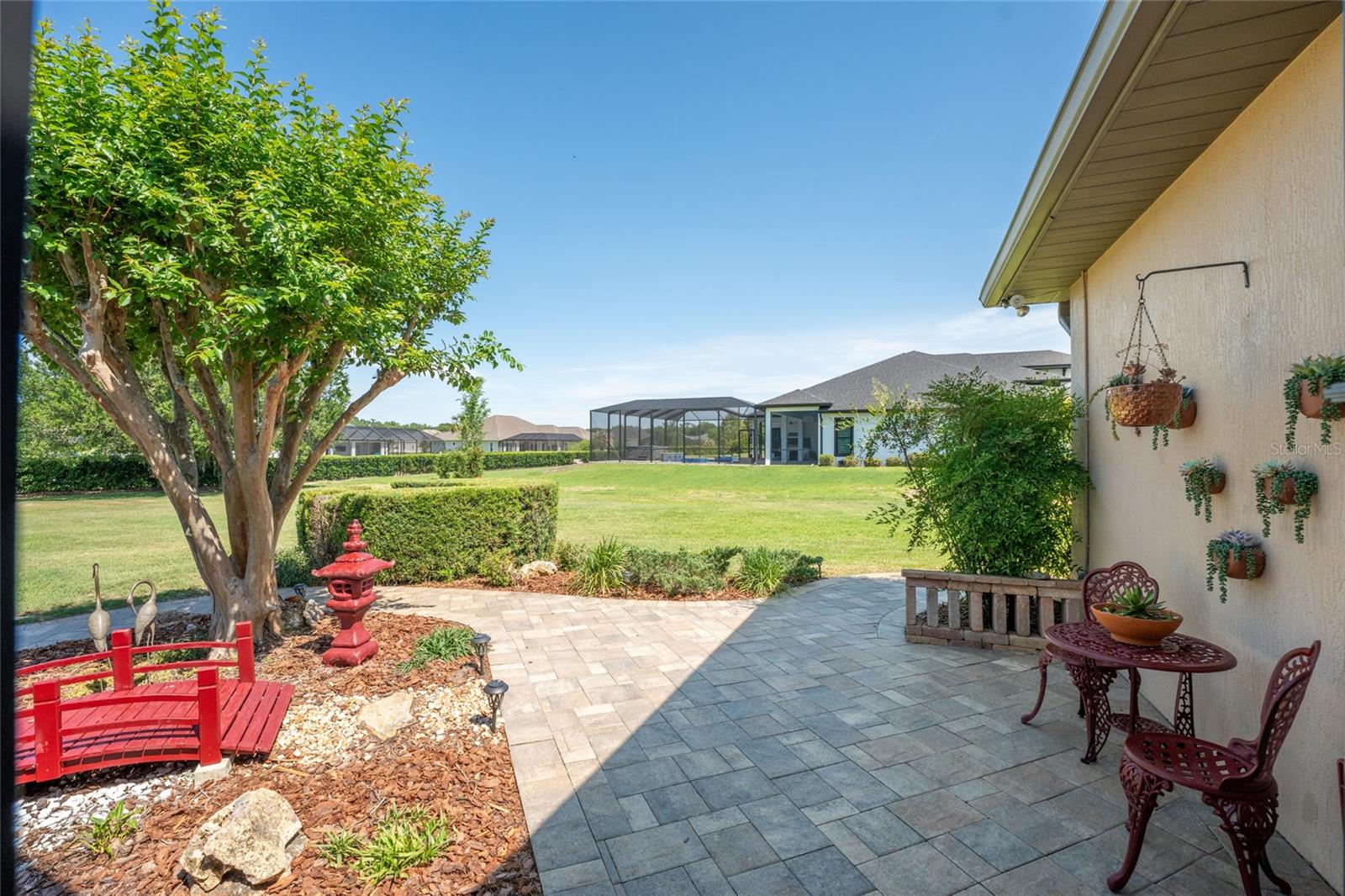 LEGENDARY TRLS - Residential