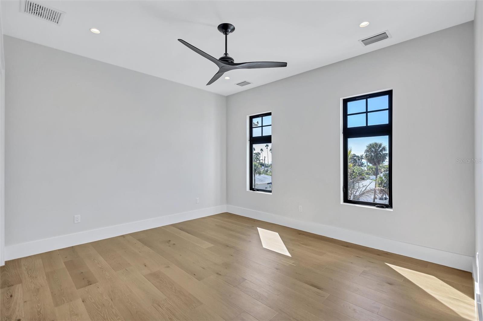 JOHN HORRELL - Residential