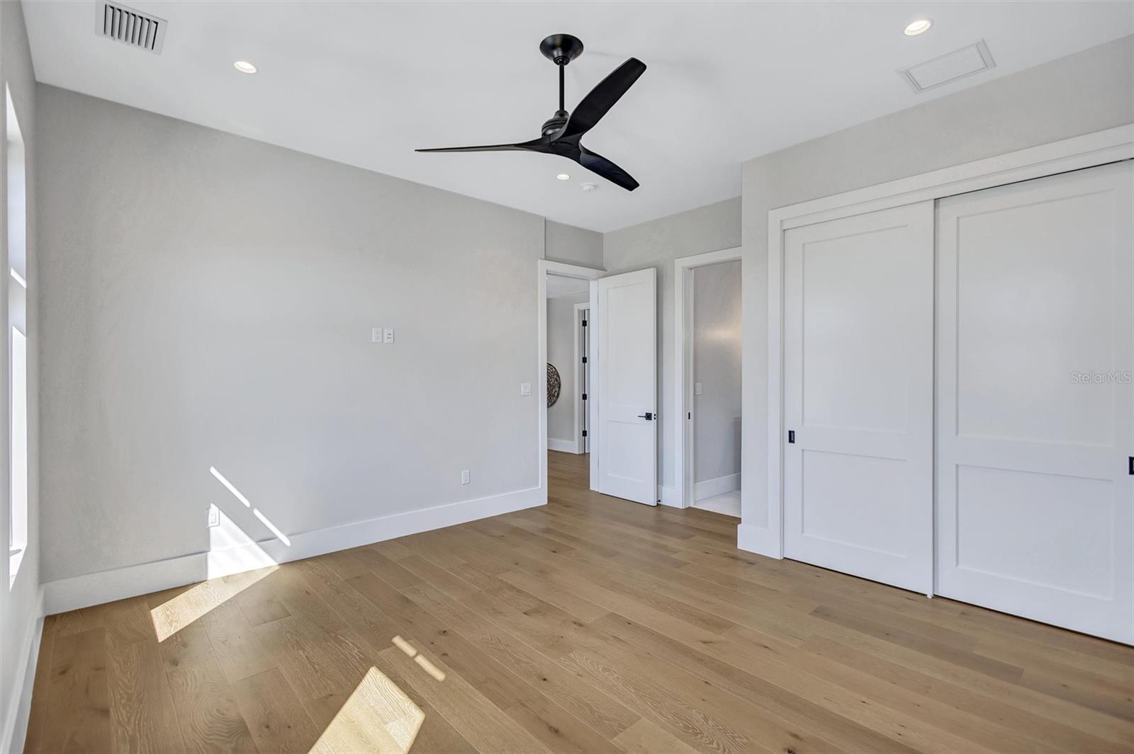 JOHN HORRELL - Residential