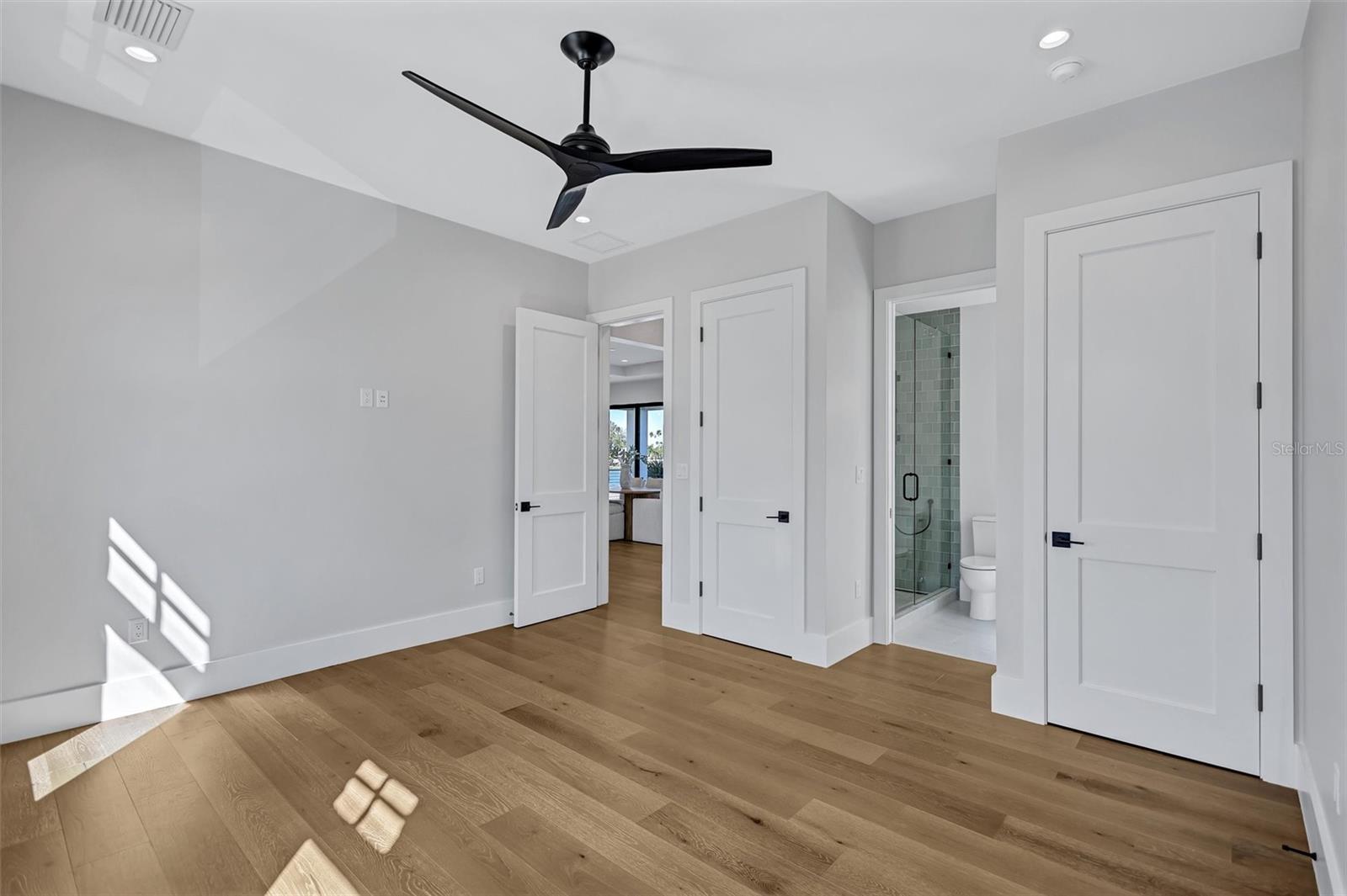 JOHN HORRELL - Residential