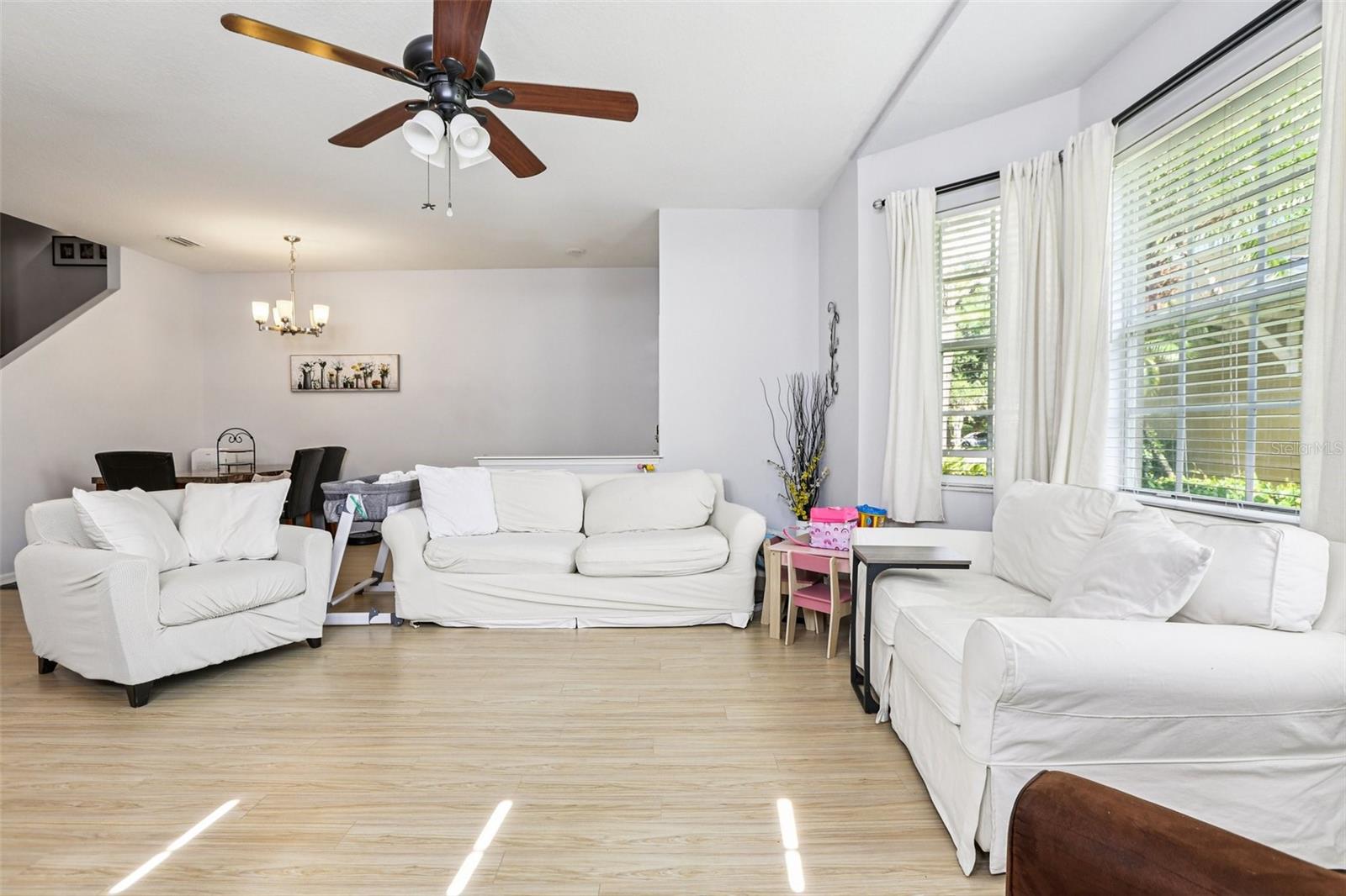 7435 ARLINGTON GROVE CIRCLE
