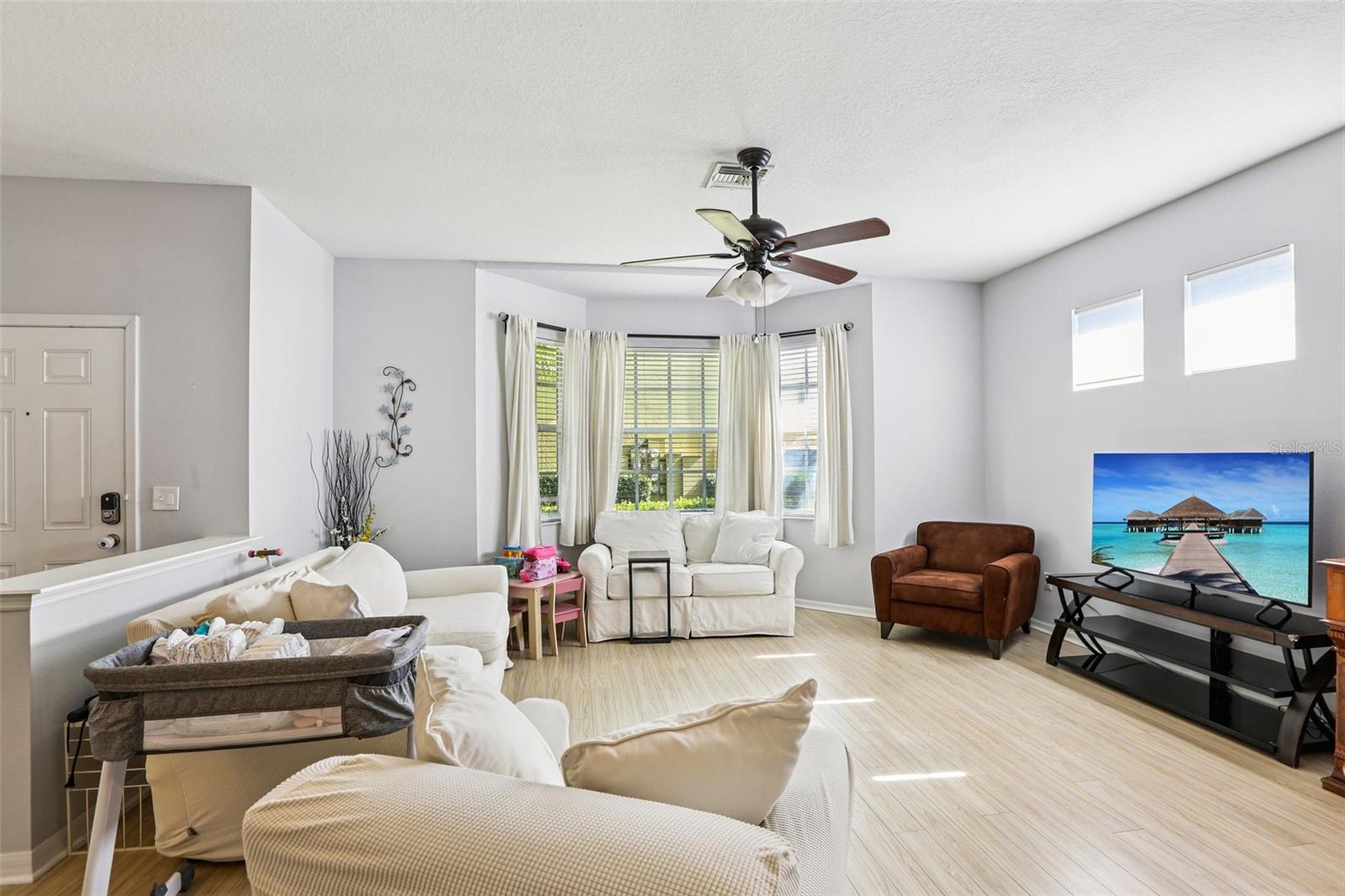 7435 ARLINGTON GROVE CIRCLE