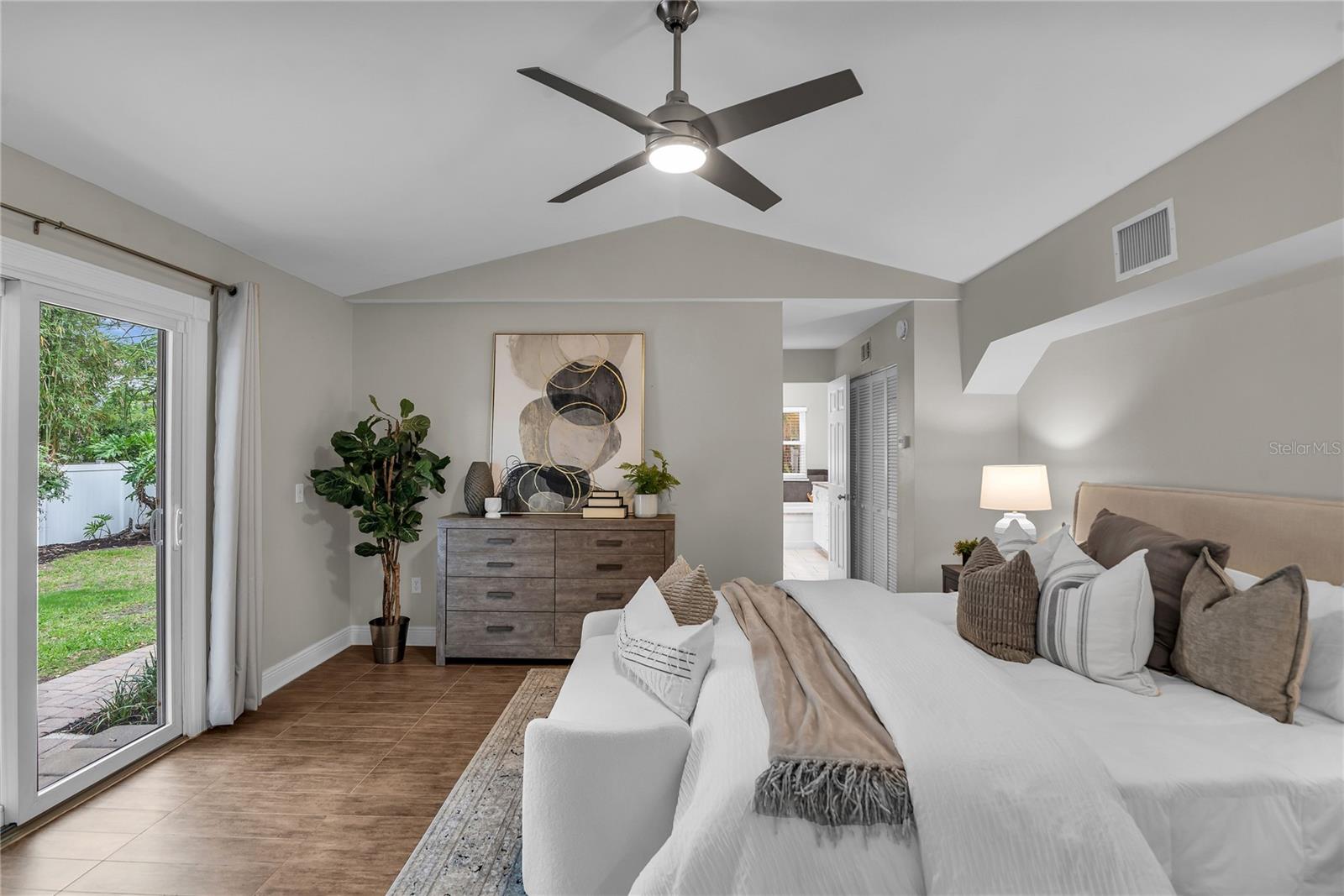 BONITA PARK - Residential