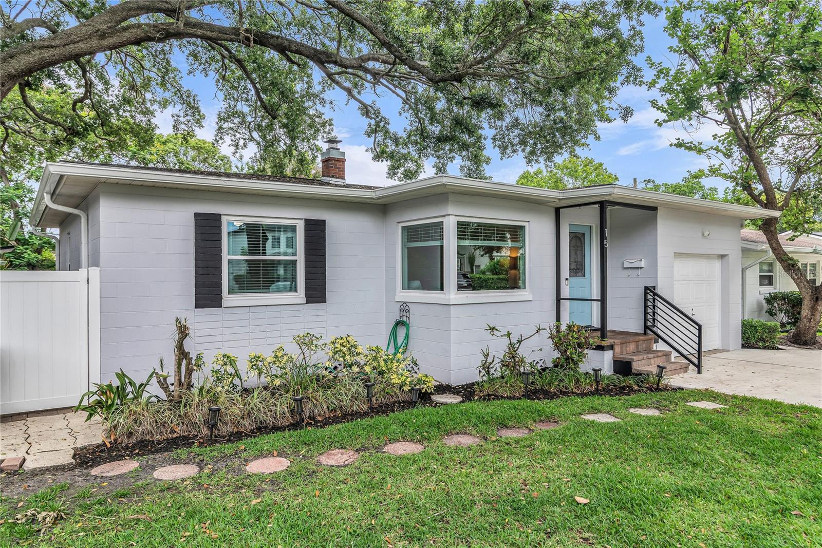 BONITA PARK - Residential