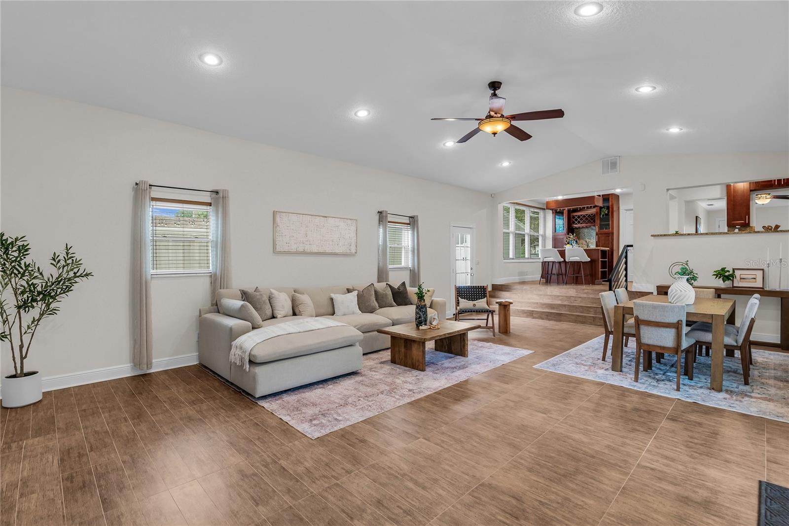 BONITA PARK - Residential
