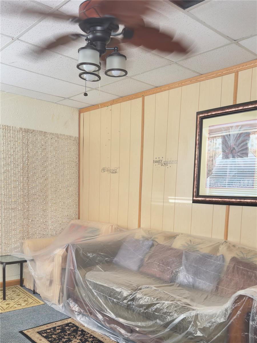 ACREAGE - Residential