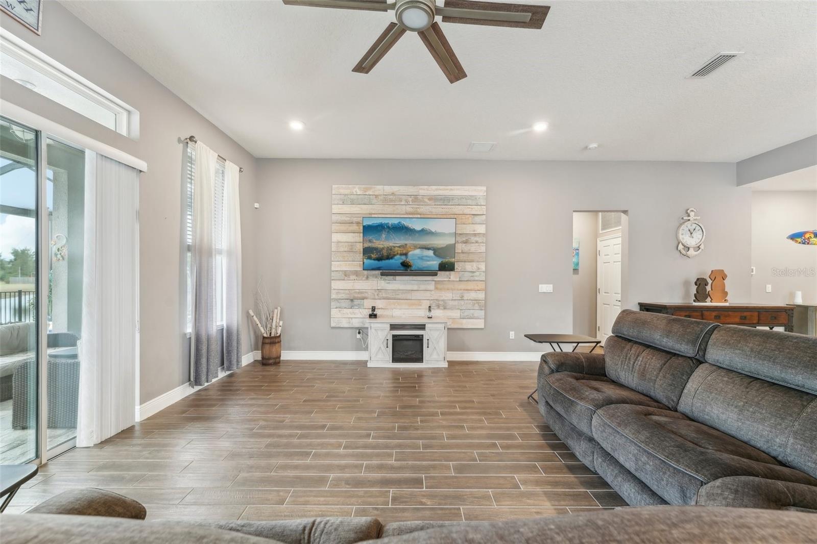 WATERSET PH 4A SOUTH - Residential Lease