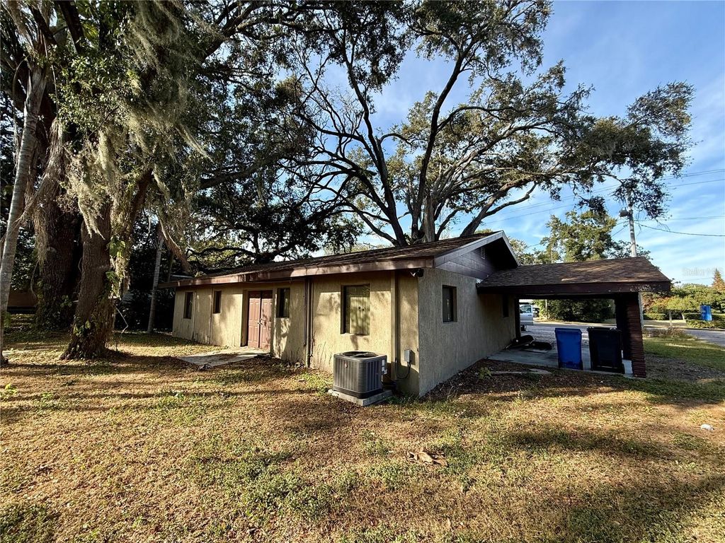 Photo of 213 E Robertson Street, Brandon, FL 33511 (MLS # TB8454289)