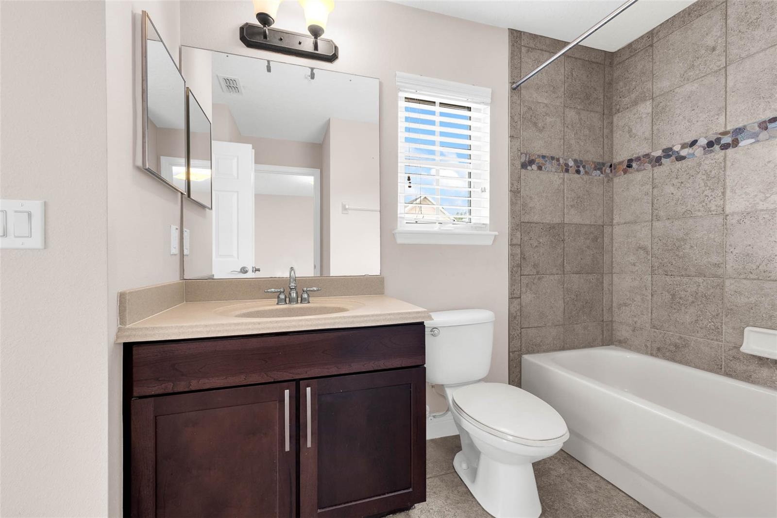 BALDWIN PARK - Residential