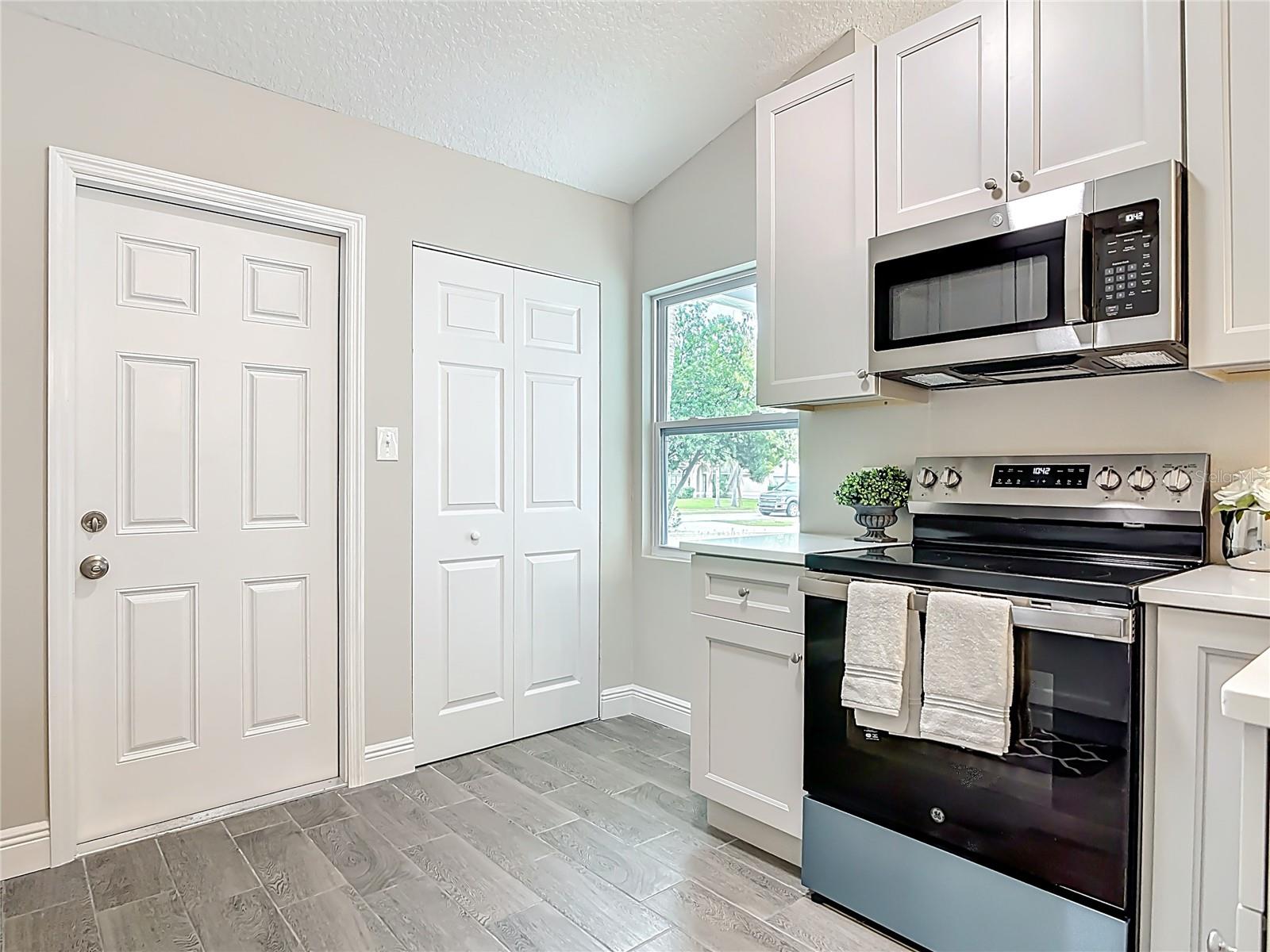 2821 SWEET SPRINGS STREET