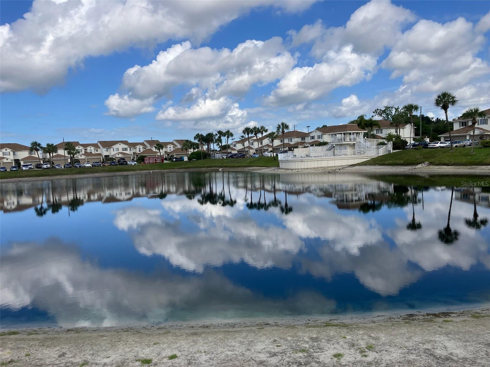 WILLOW LAKE BLDG 5 CONDO - Residential Lease