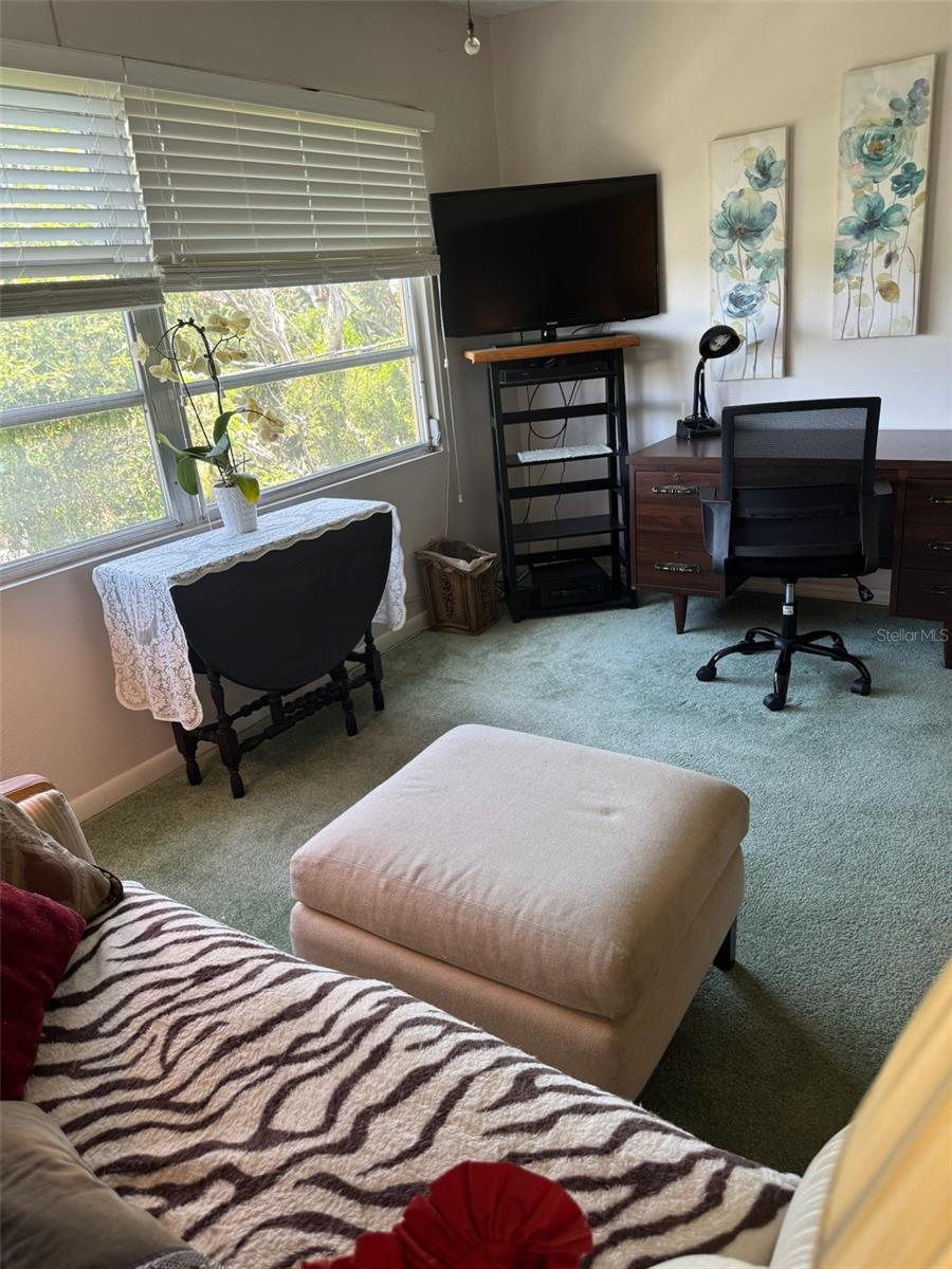 WILLOW LAKE BLDG 5 CONDO - Residential Lease
