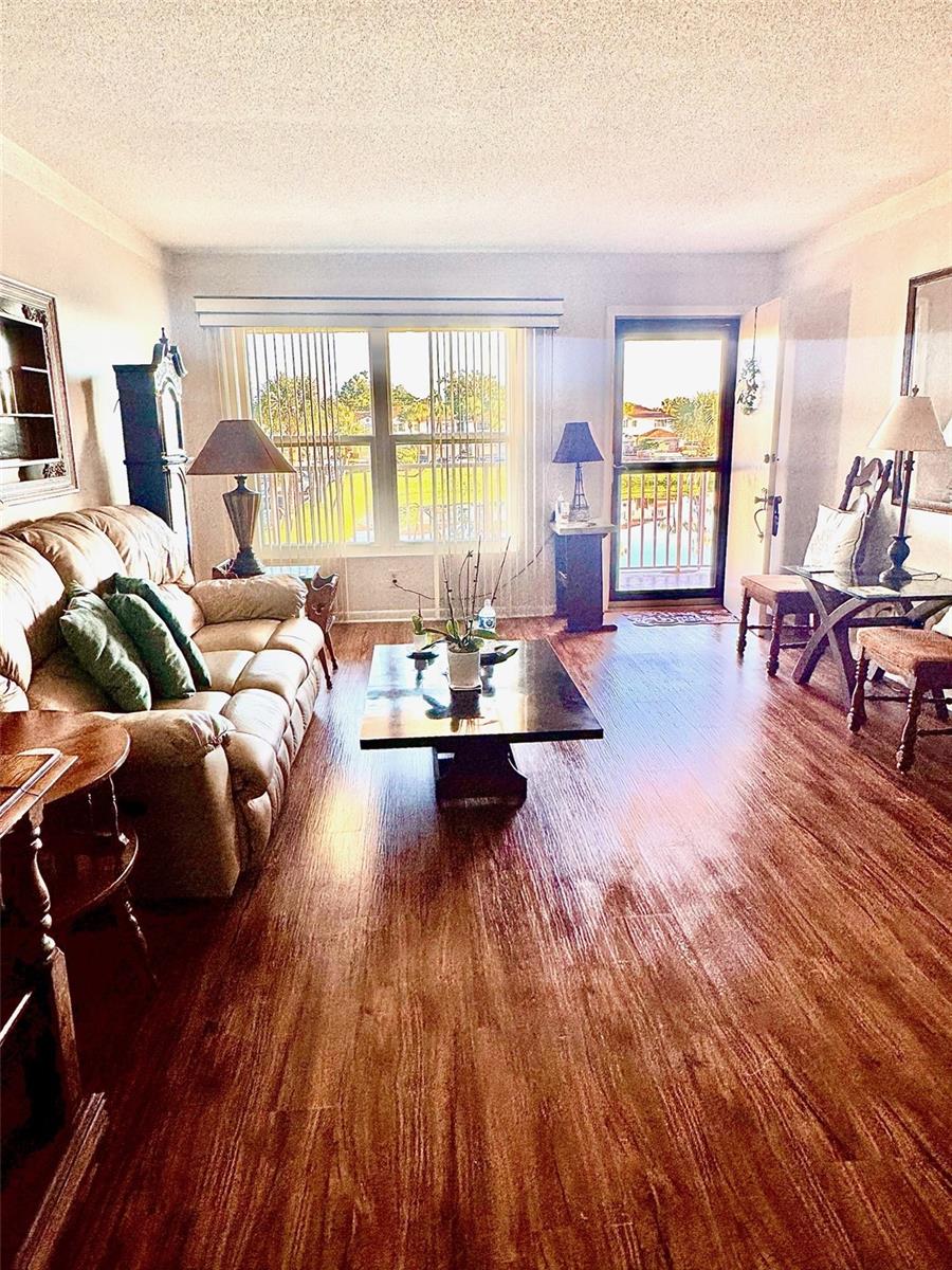 WILLOW LAKE BLDG 5 CONDO - Residential Lease