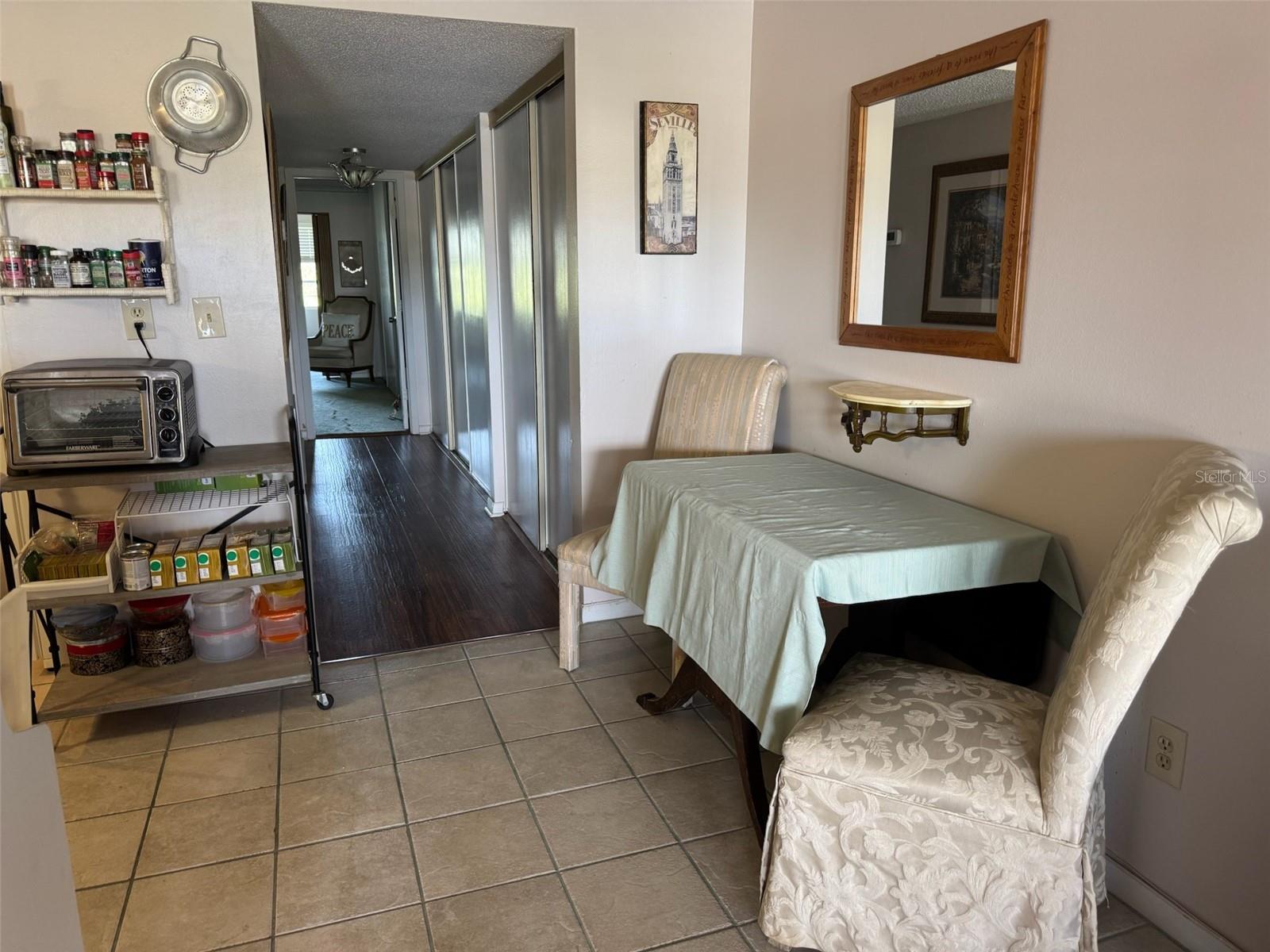 WILLOW LAKE BLDG 5 CONDO - Residential Lease